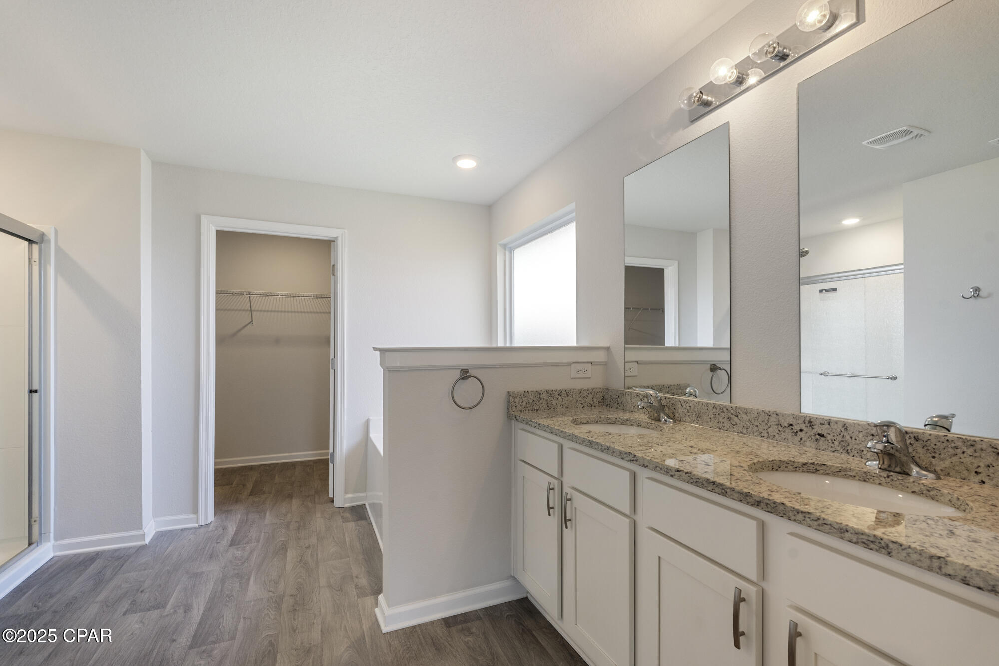 Kvkkfihmuvohn0tkm5649ziq6xcl614h0ncab8qk2t0