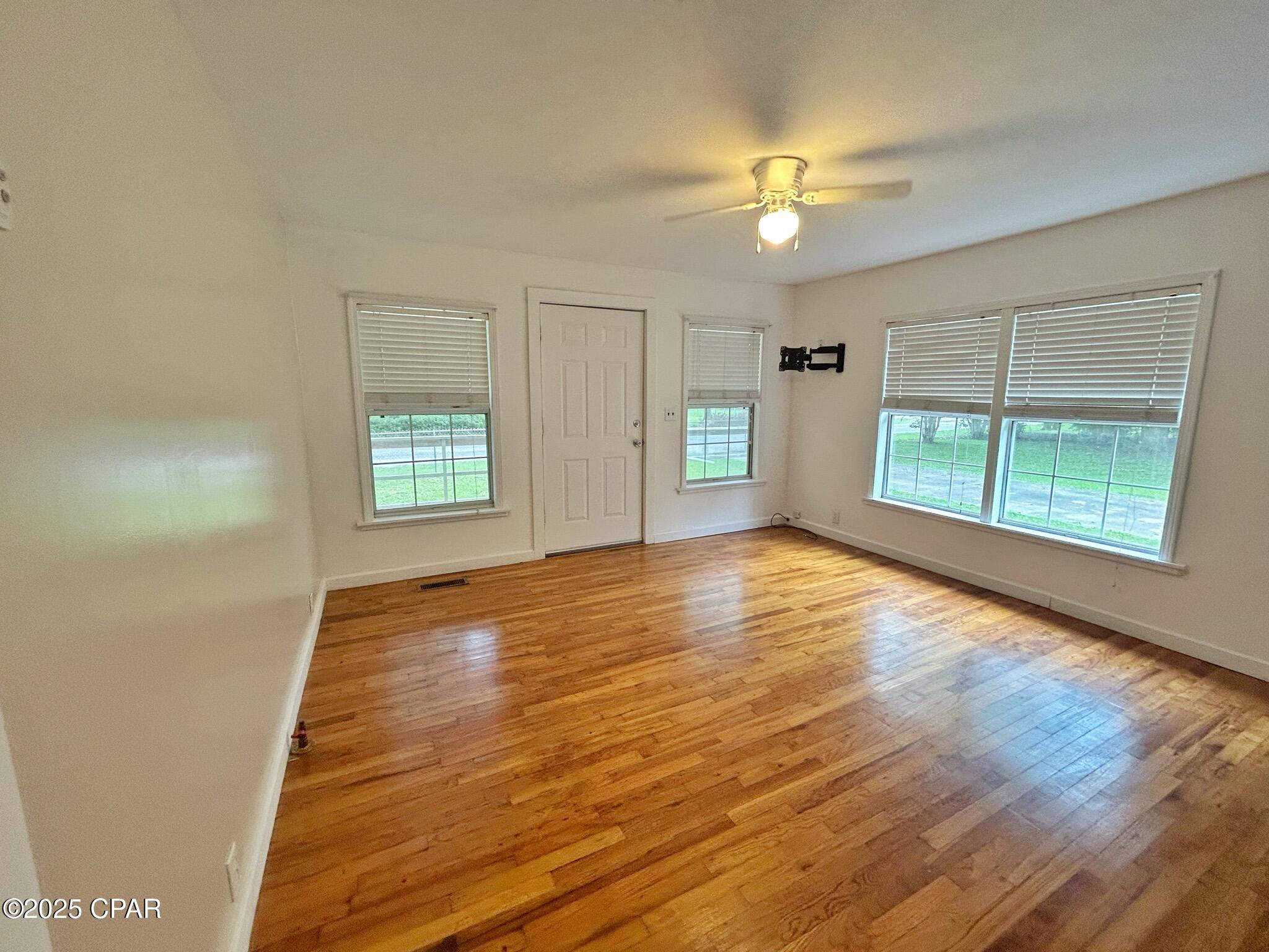 Nlwtzcixfm471rb3cxsdgg_cqu96yntpv2jutgl25oa