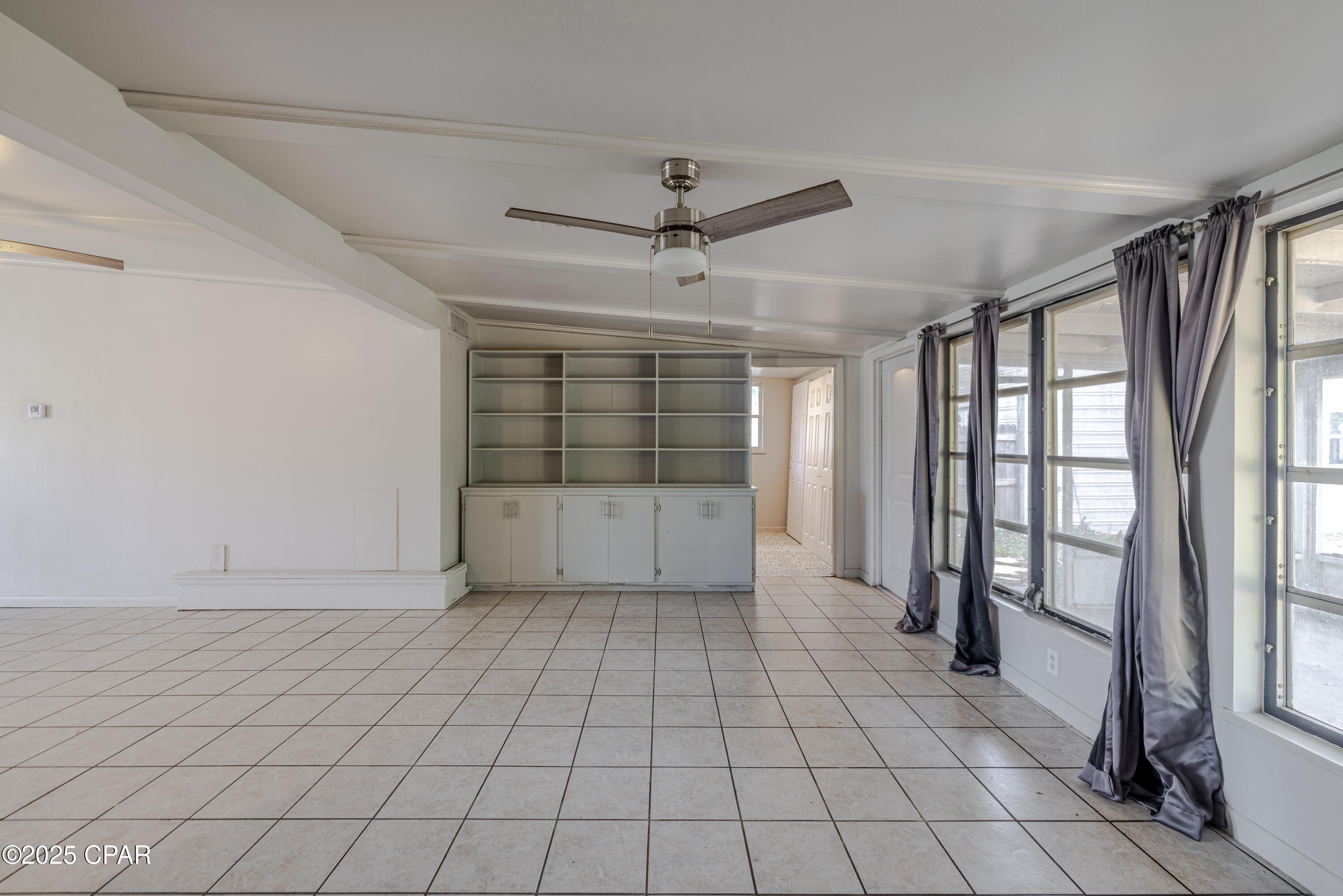 Image 12 For 208 Greenwood Drive