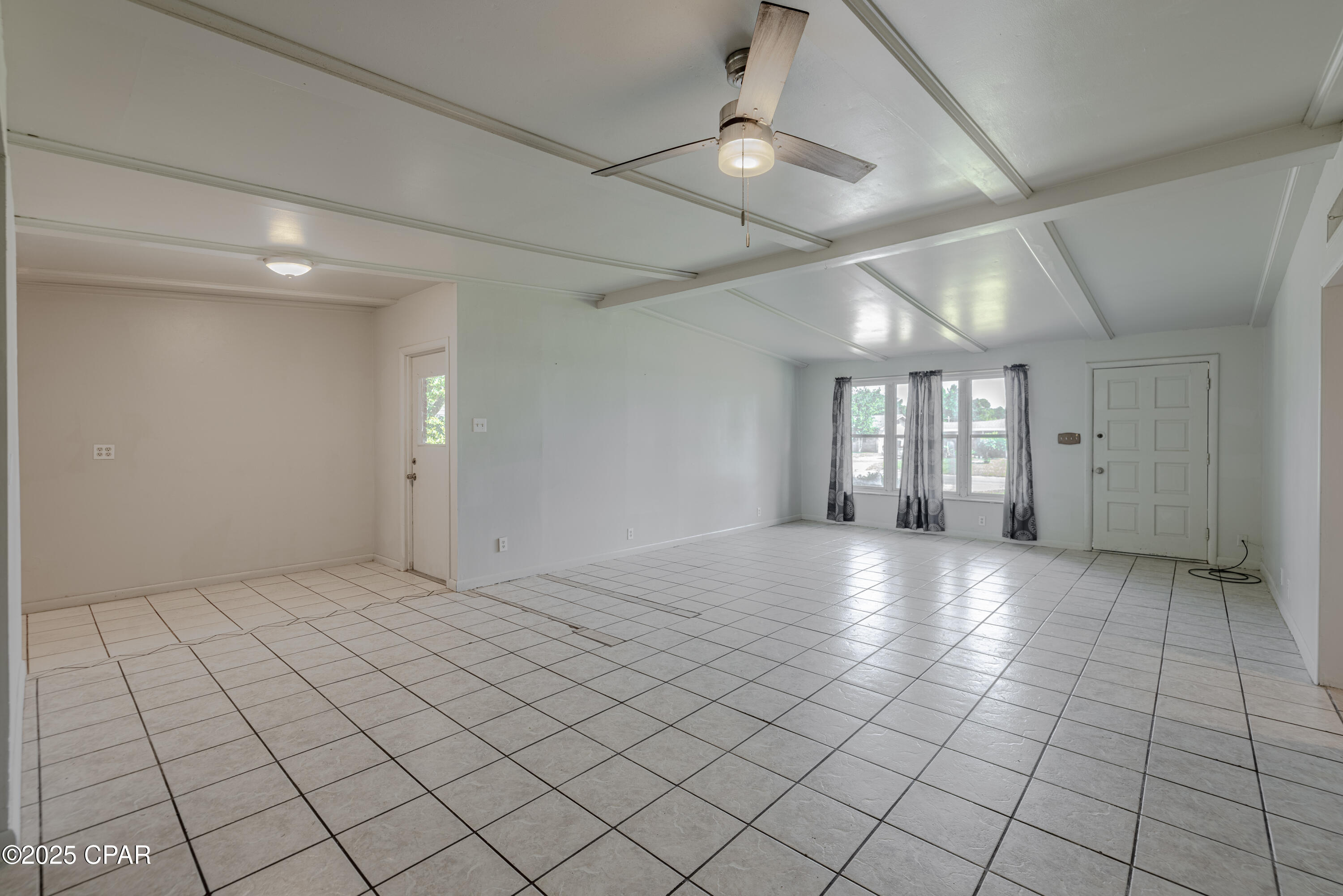 Image 5 For 208 Greenwood Drive