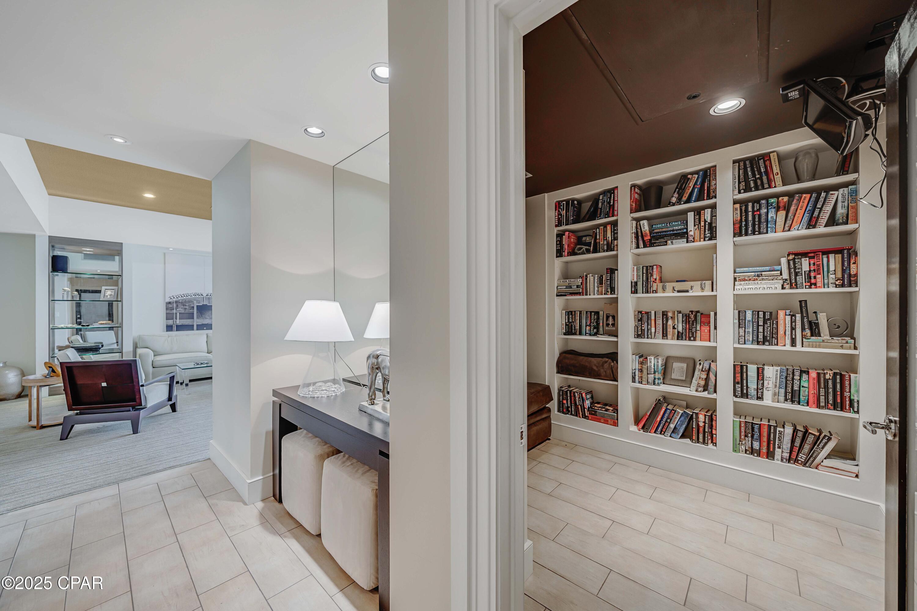 Image 27 For 4275 Kingfish Lane 275