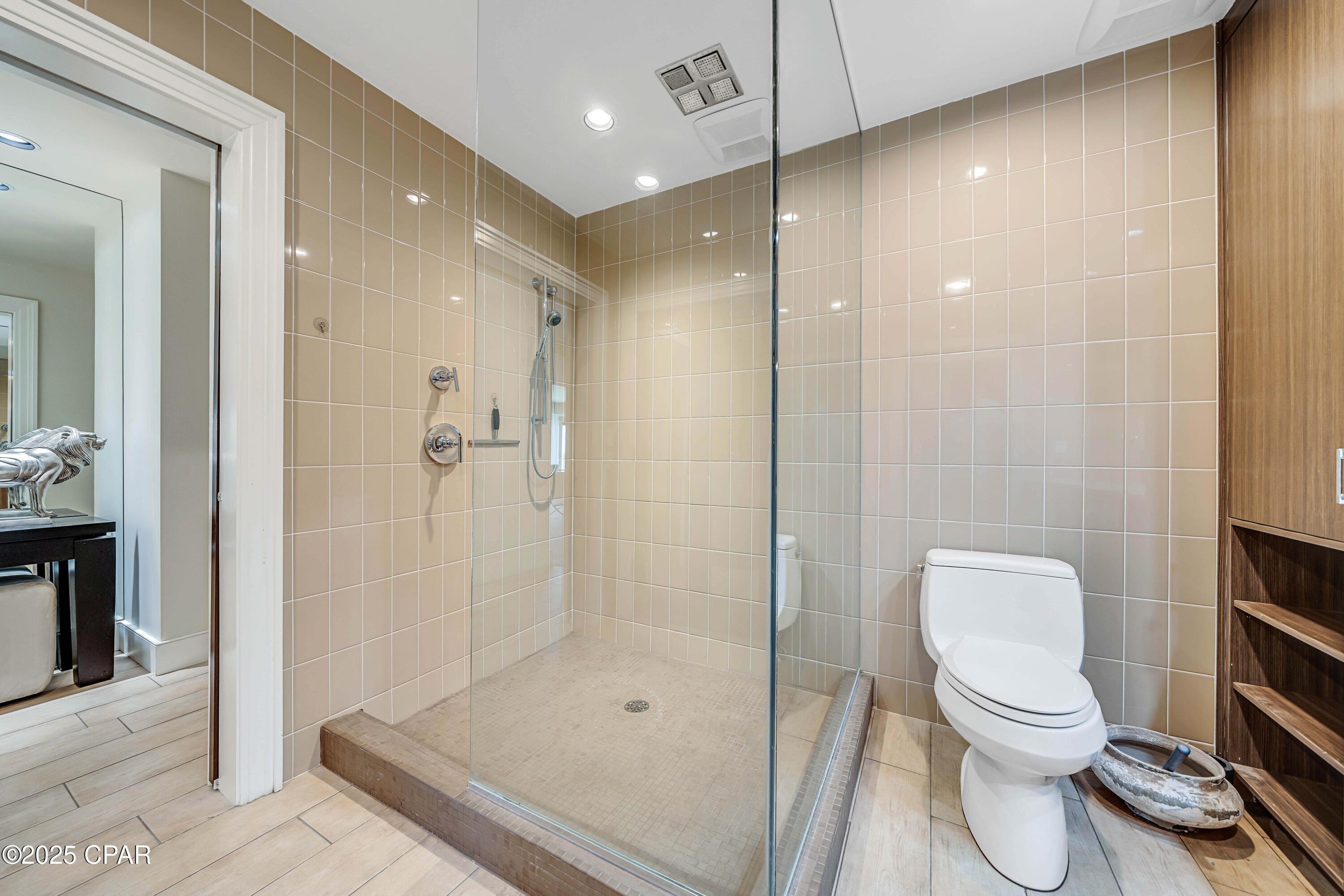 Image 33 For 4275 Kingfish Lane 275