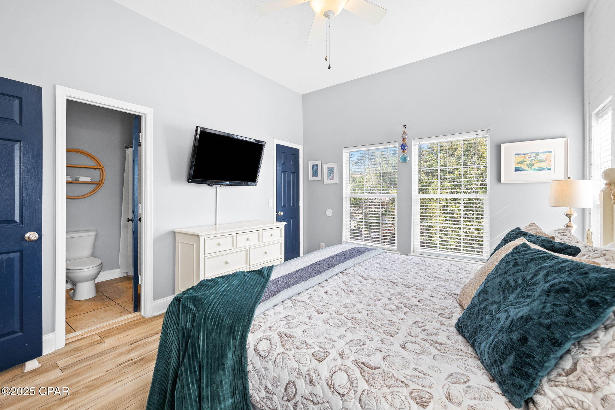 Image 11 For 17878 Front Beach Road E1