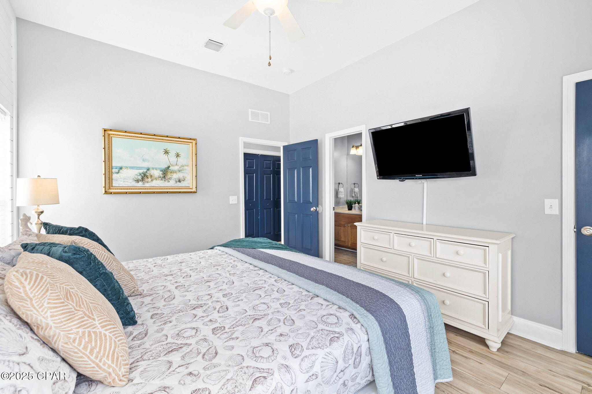 Image 12 For 17878 Front Beach Road E1