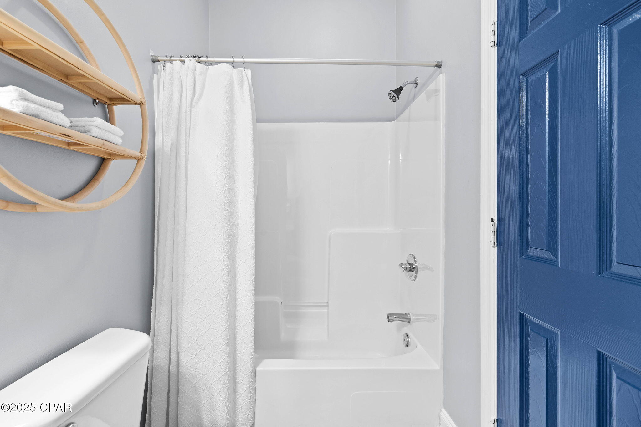 Image 23 For 17878 Front Beach Road E1