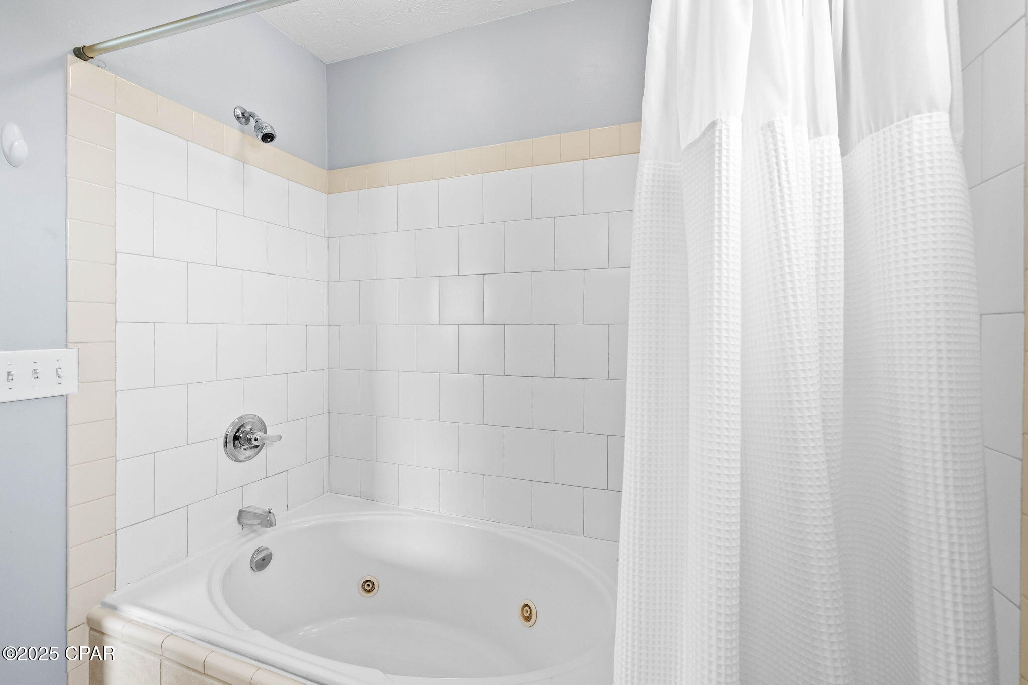 Image 63 For 17878 Front Beach Road E1