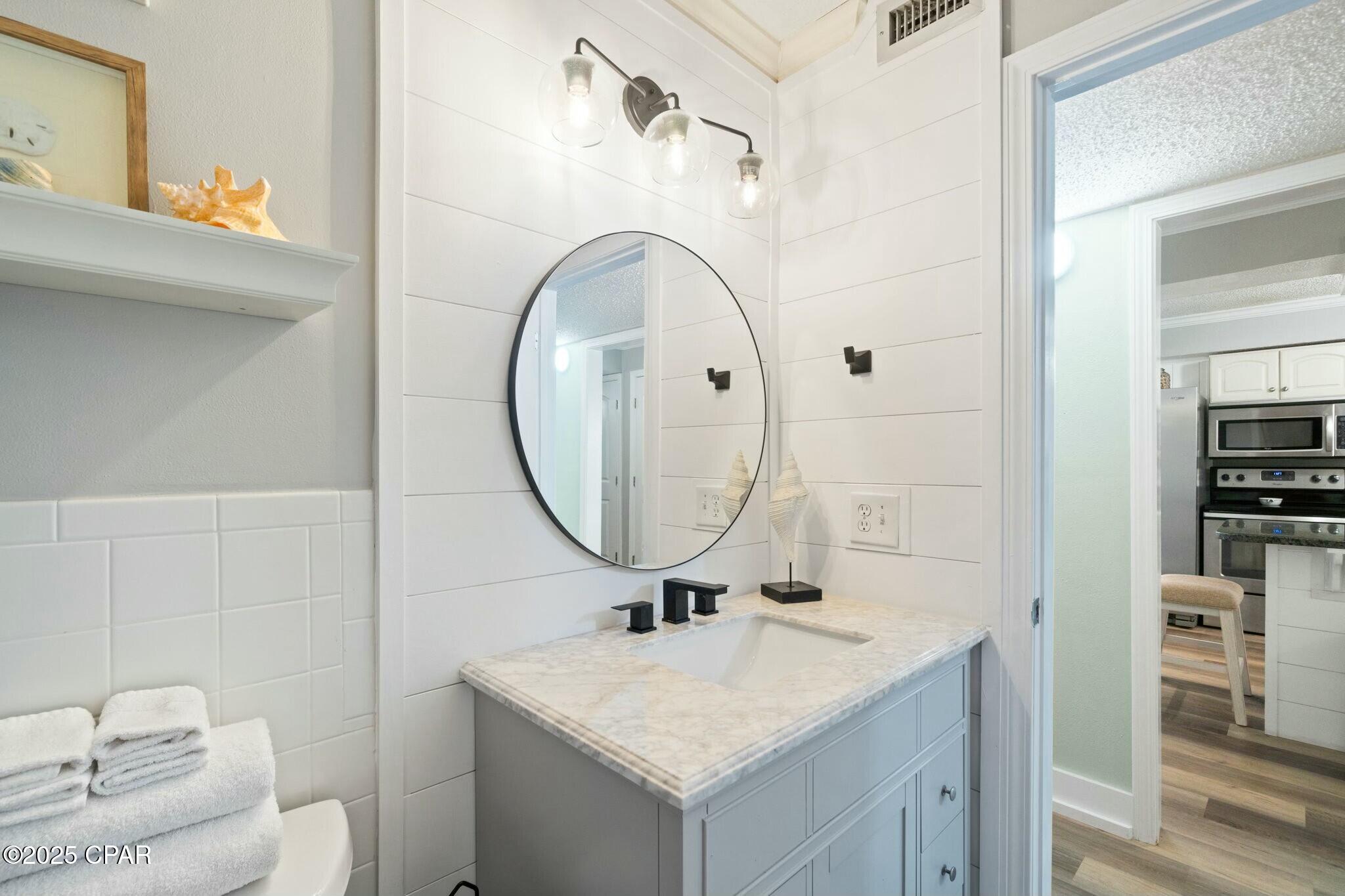 Image 13 For 5801 Thomas Drive 301