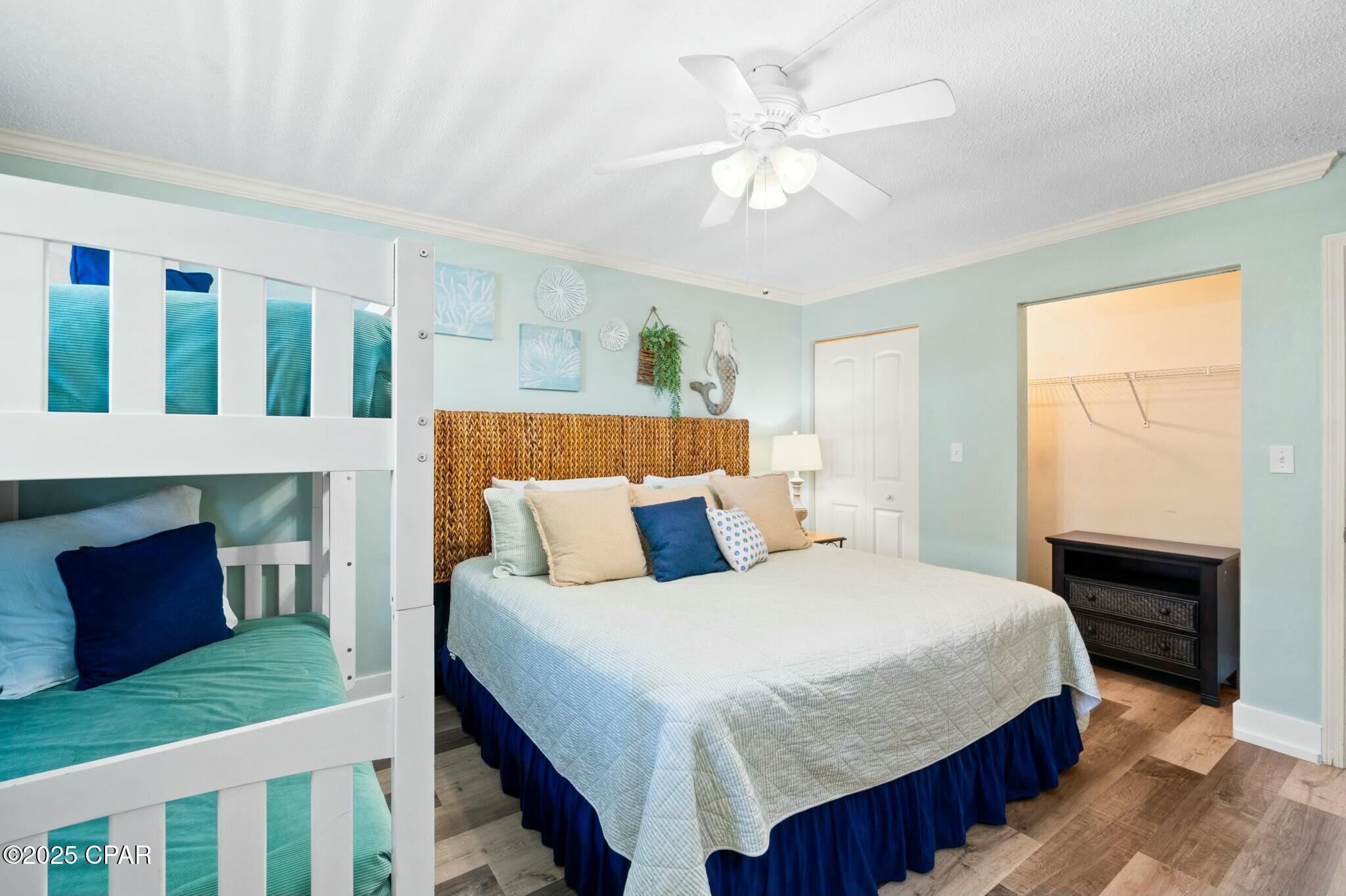 Image 16 For 5801 Thomas Drive 301