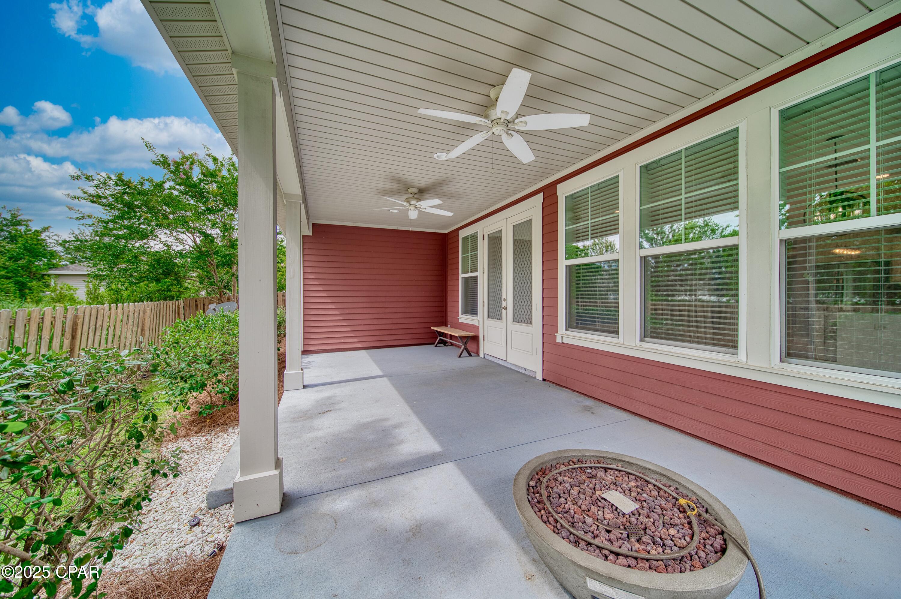 Hoqsnb3_xbp7bsqosvt6rejv8fllew_hv5txcpmp3bs