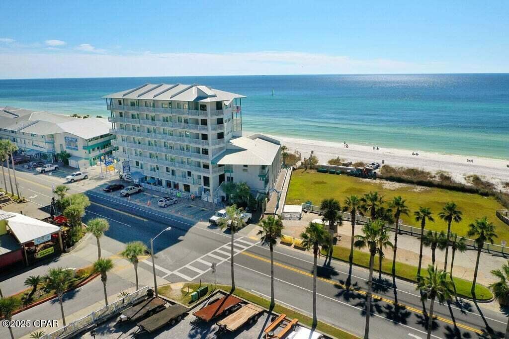 Febpg  0l4duihio8l_fvrnn59sza0c3f_xoiijiubc