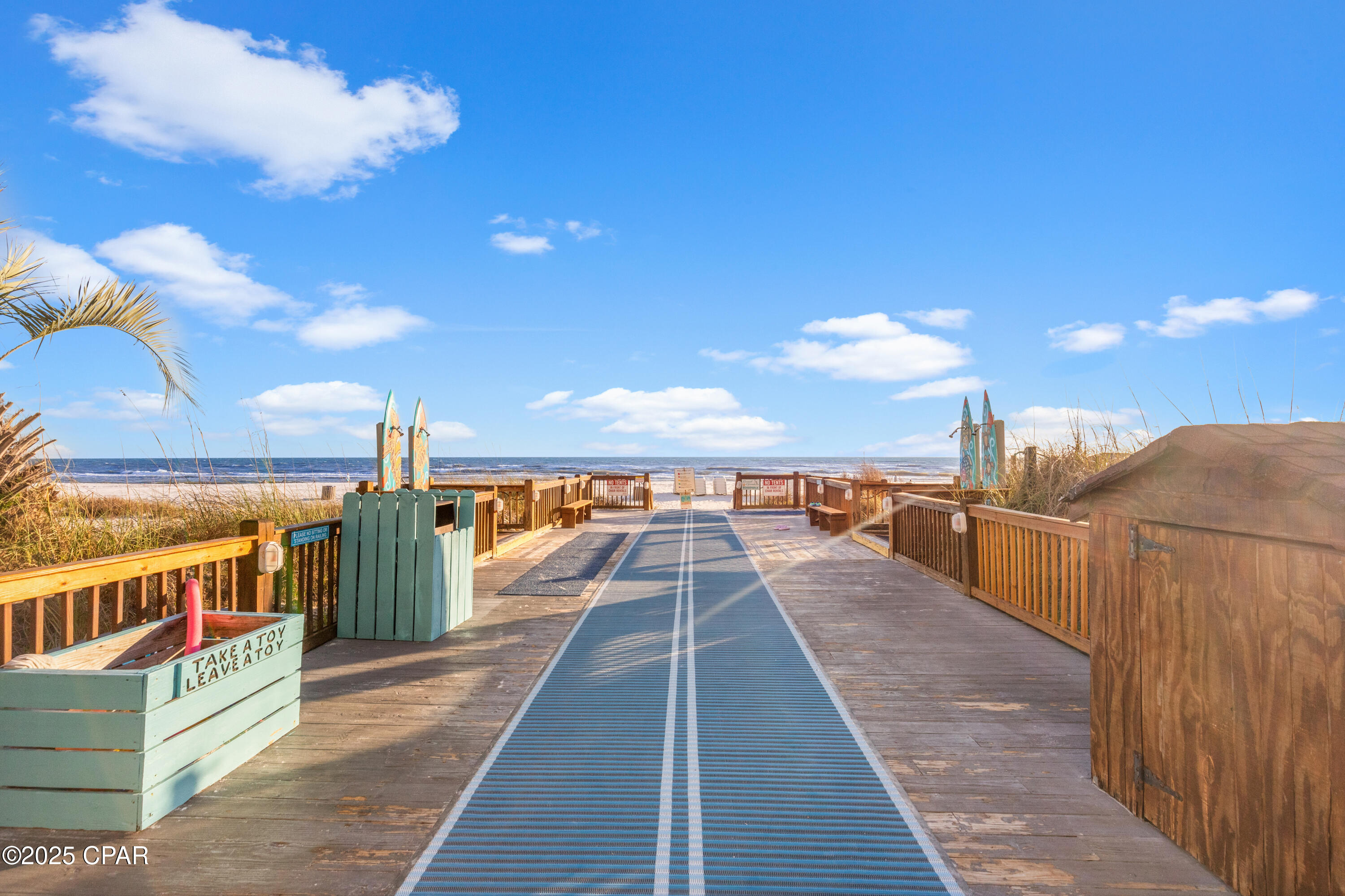 Image 23 For 8743 Thomas Drive 518