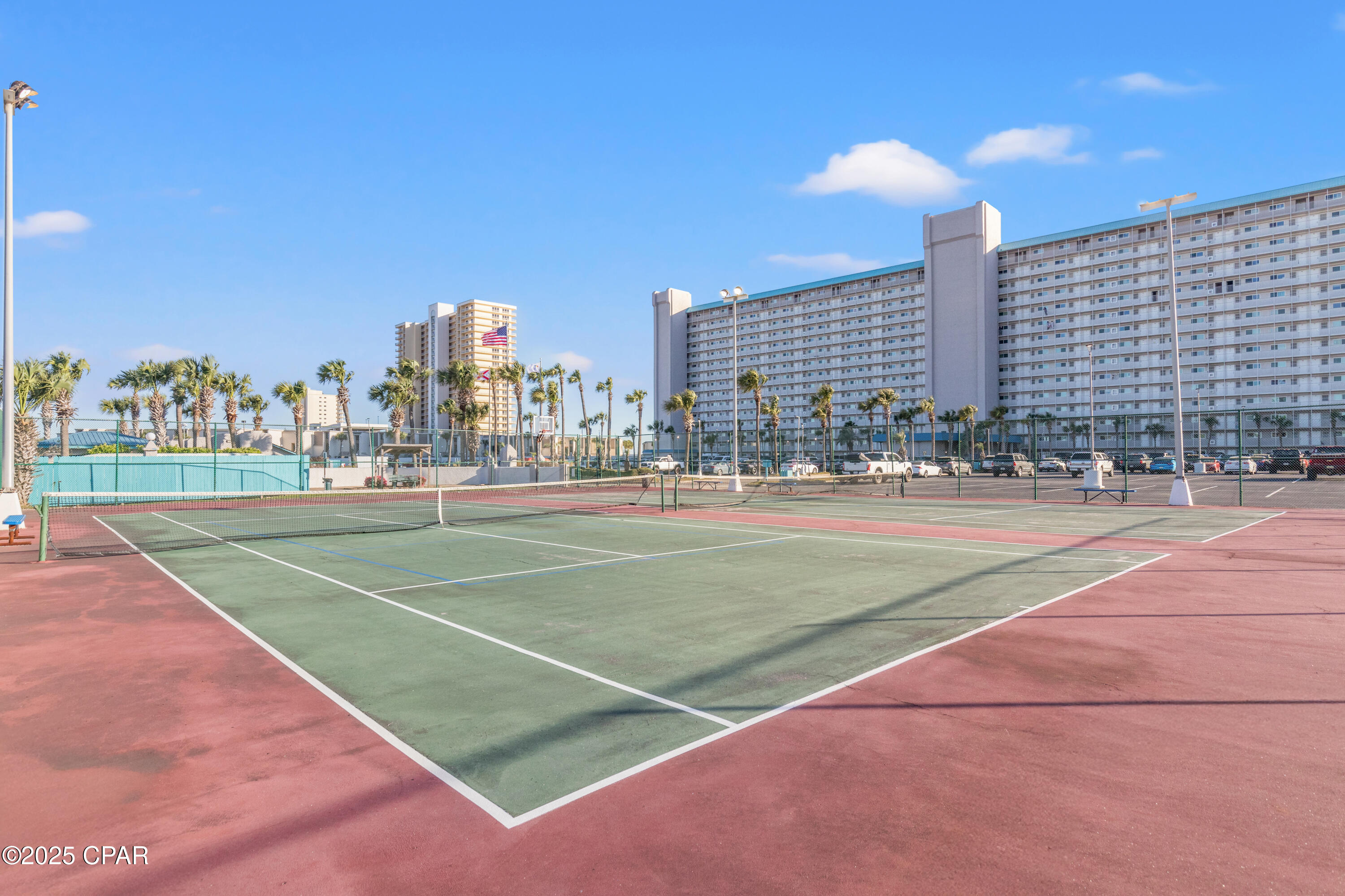 Image 26 For 8743 Thomas Drive 518