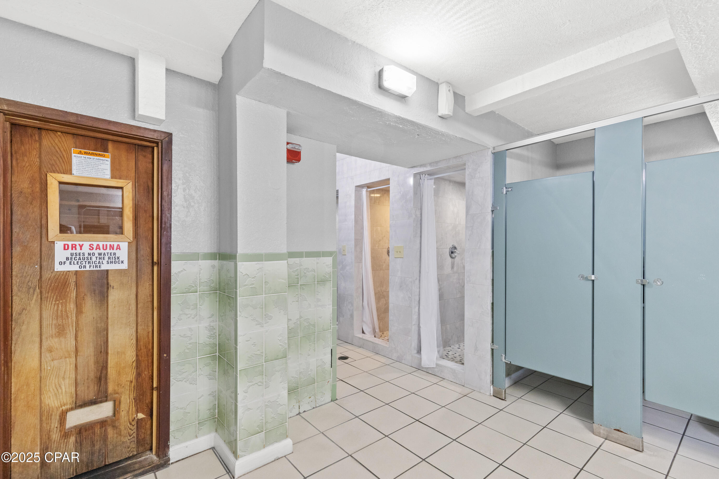 Image 37 For 8743 Thomas Drive 518