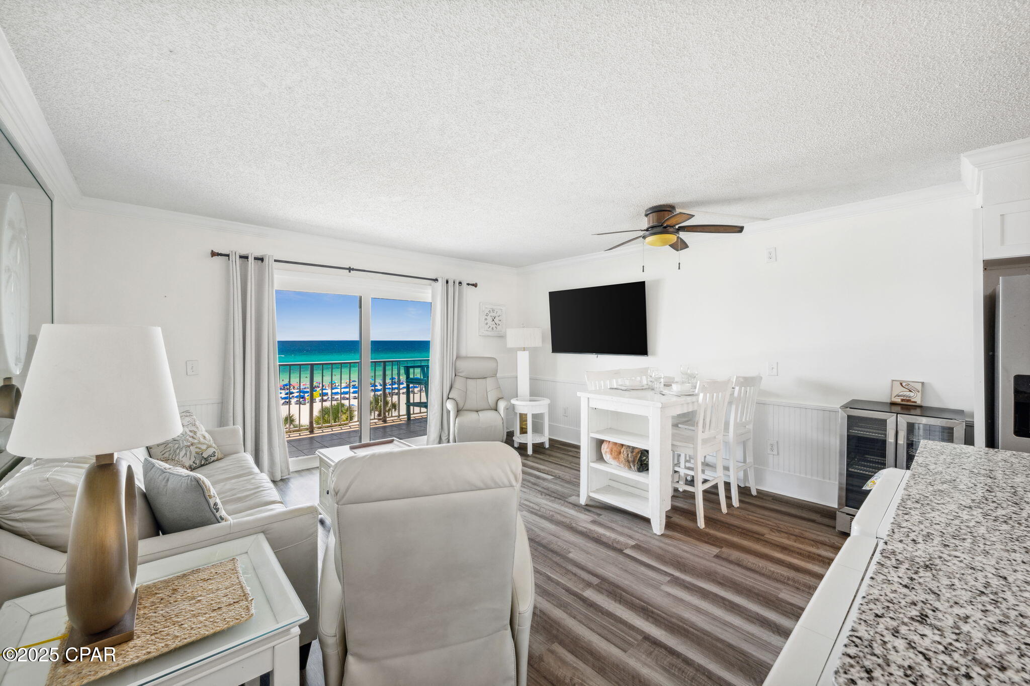 Image 8 For 8743 Thomas Drive 518