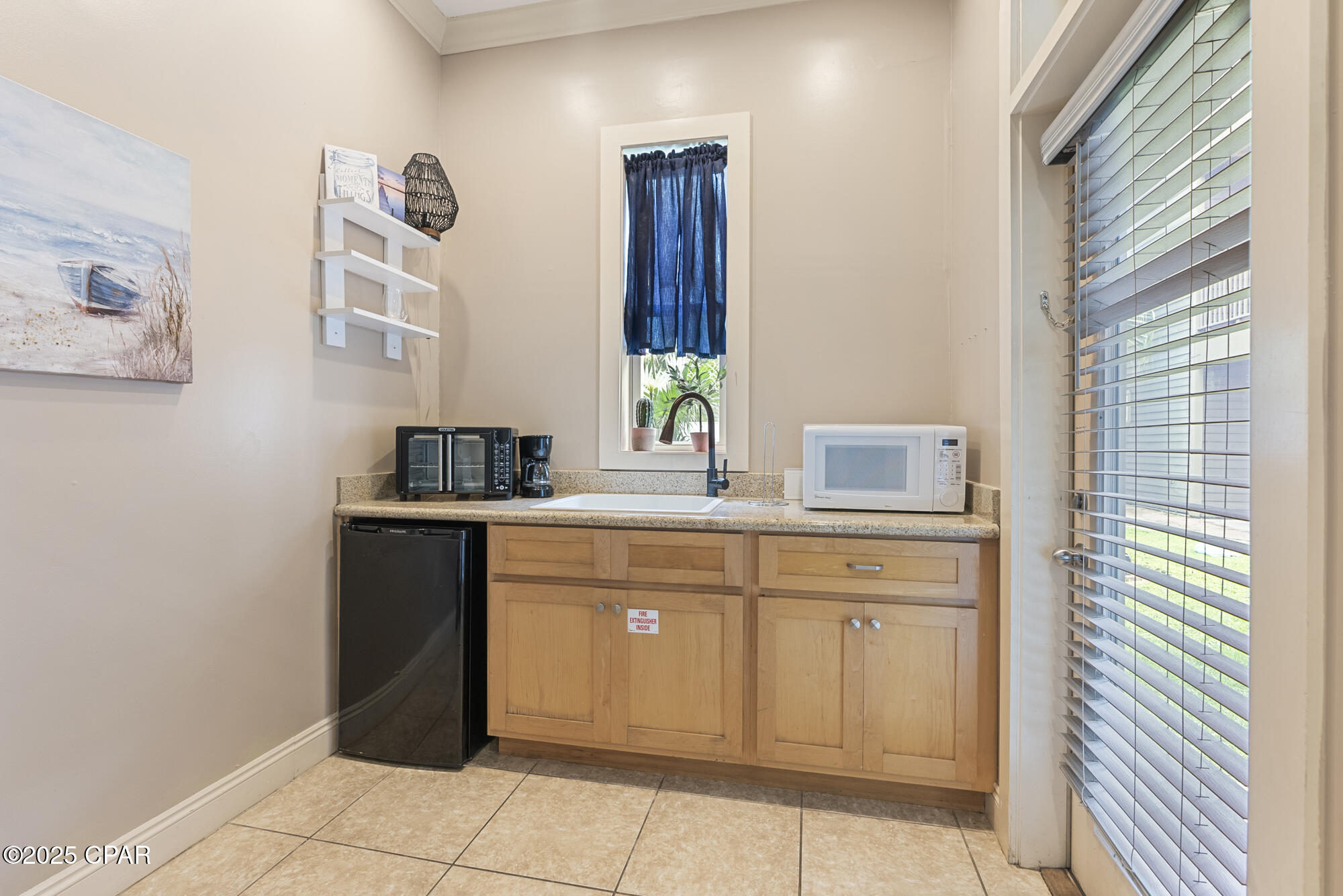 Image 8 For 6238 Thomas Drive