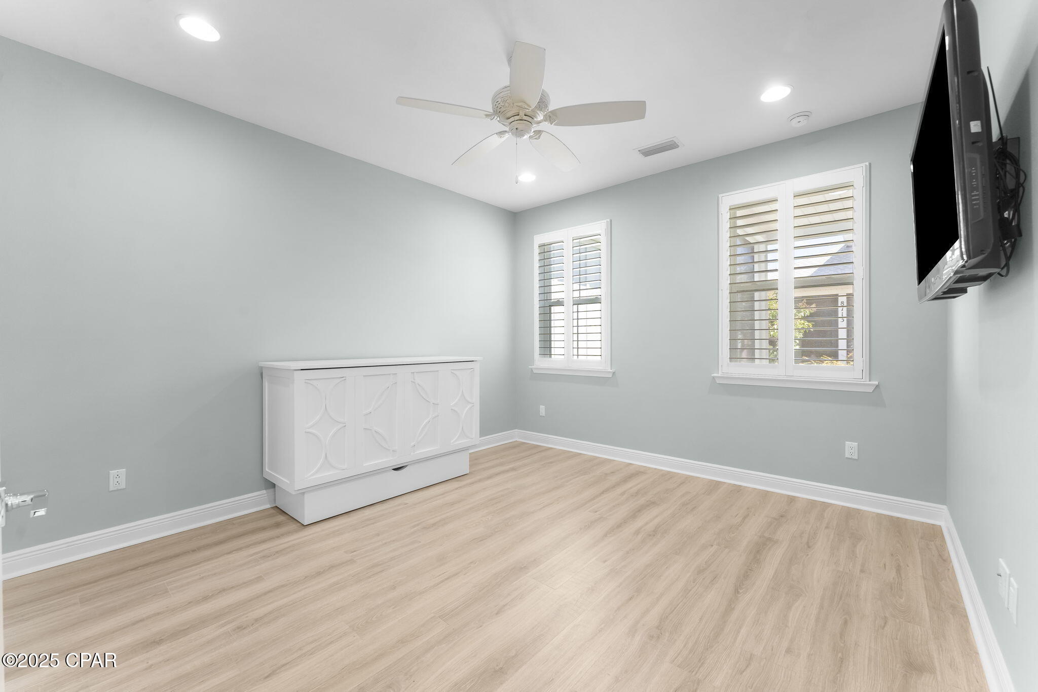 Mbqjbihlzwigzn Xc4 7at1hkbxqdiyh_l It_cld64