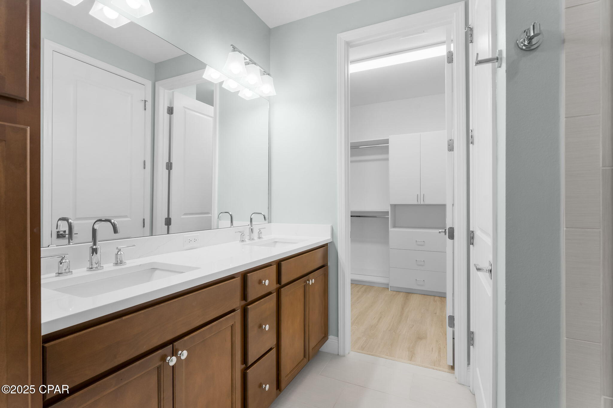 T0ri5sbuz_7bvaro52gs4k_3aaxcrgjkuqqw_hhwm4u