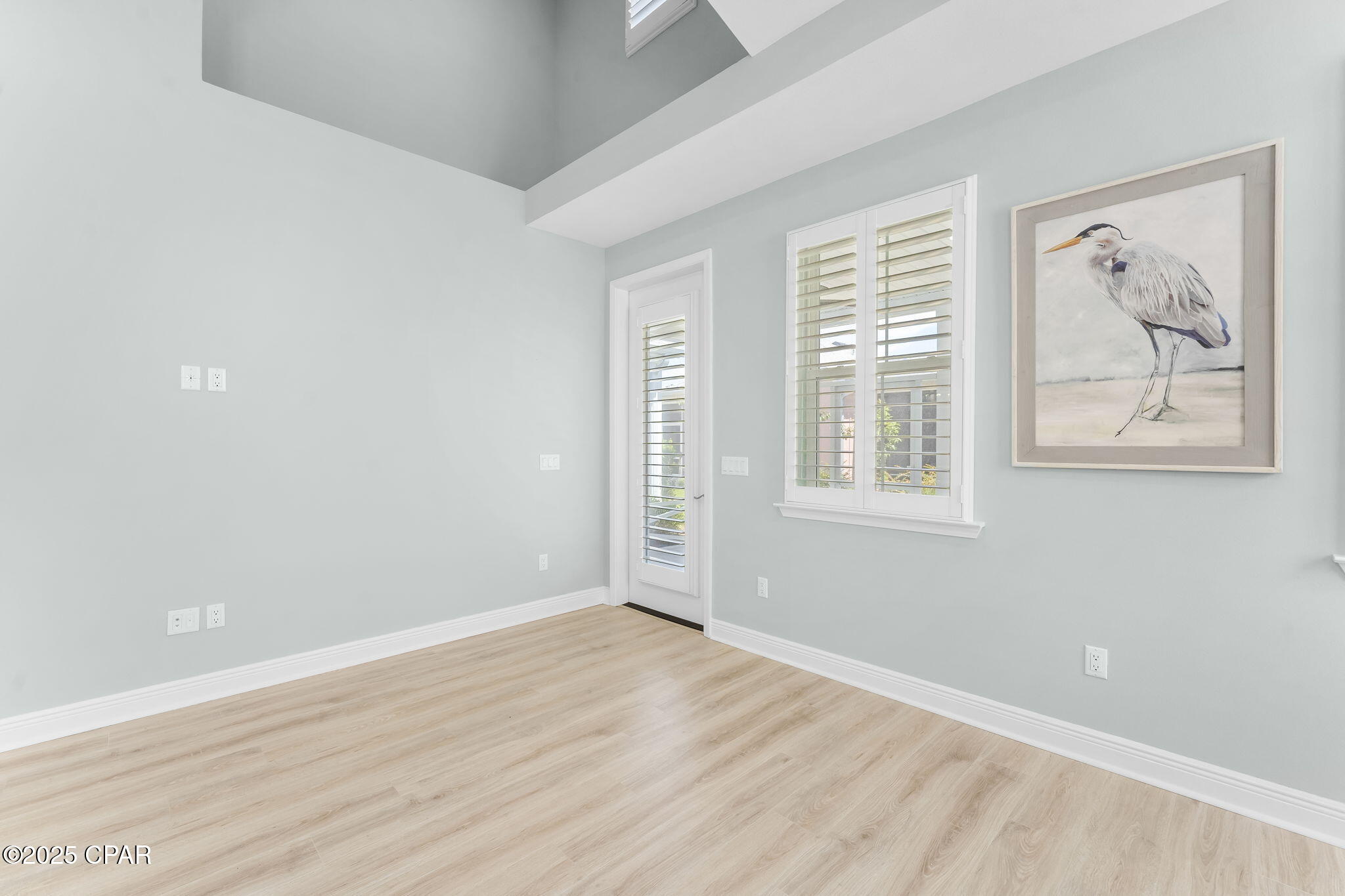 Ow4 Fy1gn1hdhctmy1t9tnkfwggixak8g2byuchfbgy