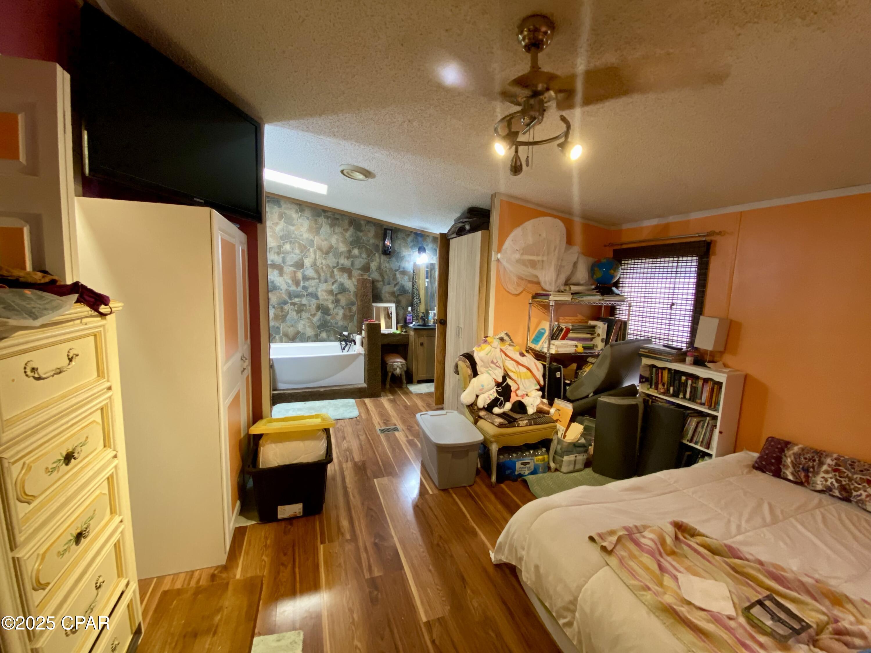 9eo0rswh_jmxjnqxc7xlsqf7luv8yt8hcpgp24kf8ze