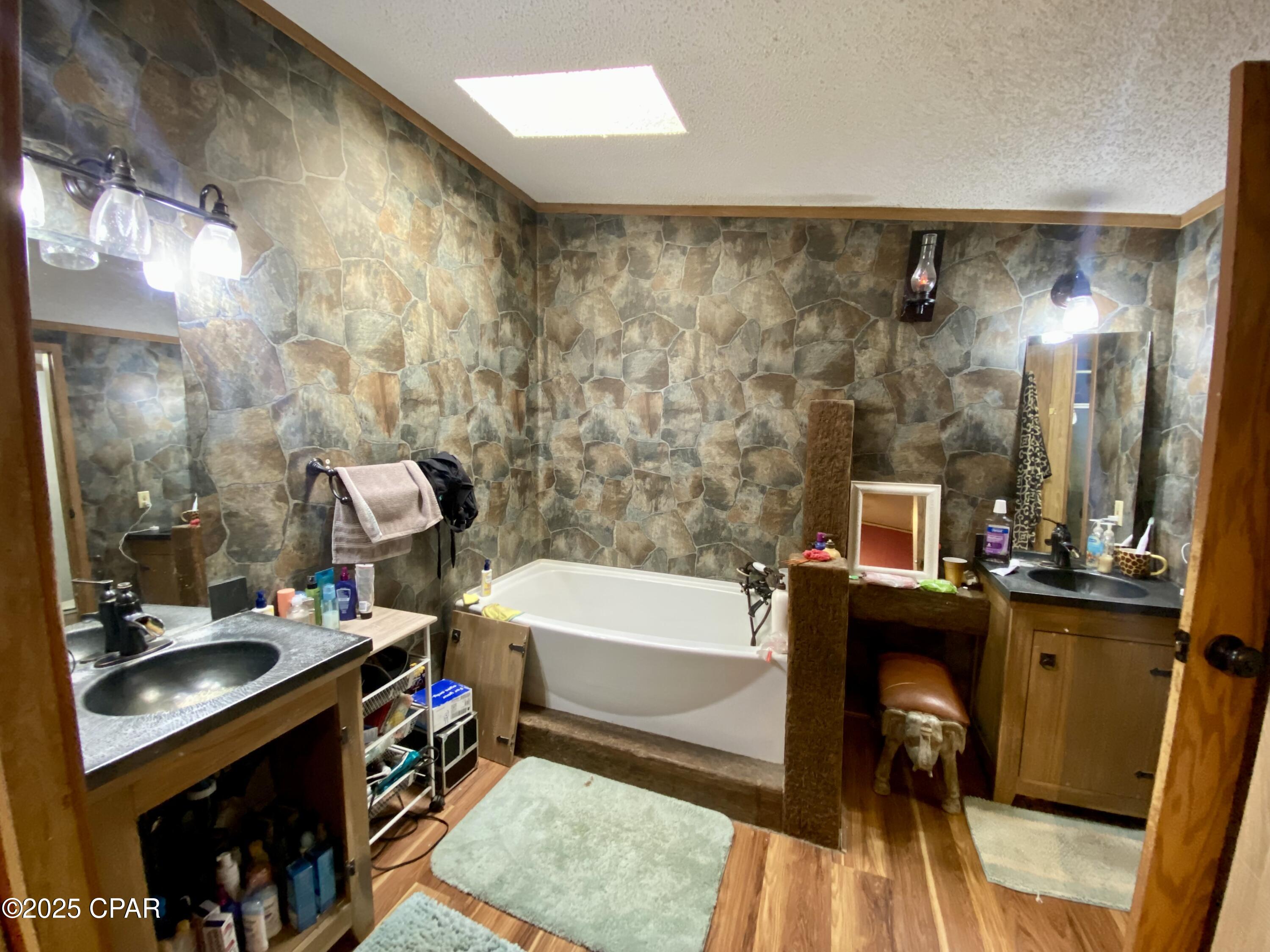 4fjk9z0wuhmysaxhfaefneci10yslmwuule1jy5jad4