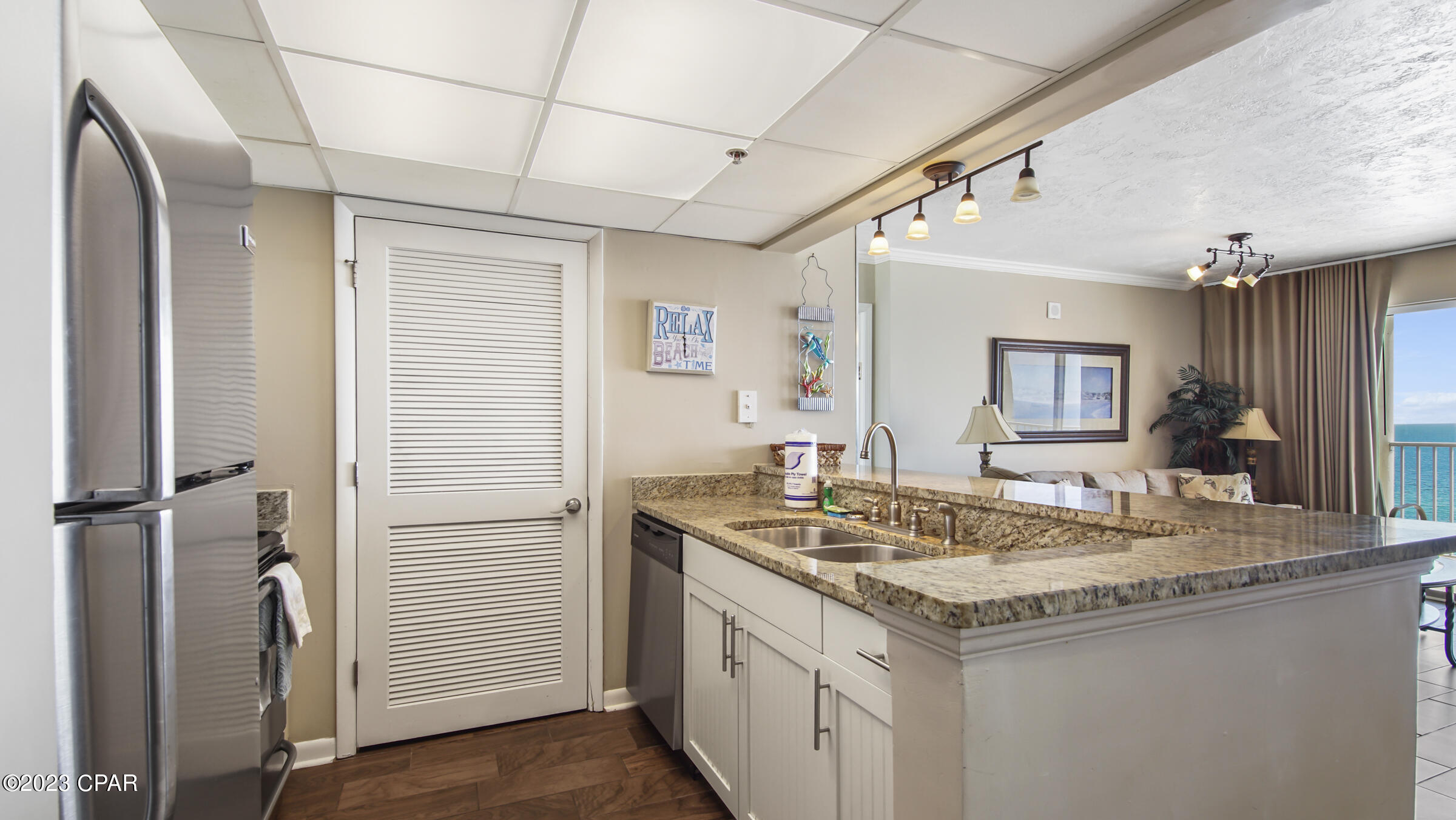 Rdzceymcsq3fo4sj2fd3cka633q6h9m1tytcvnz3ld8