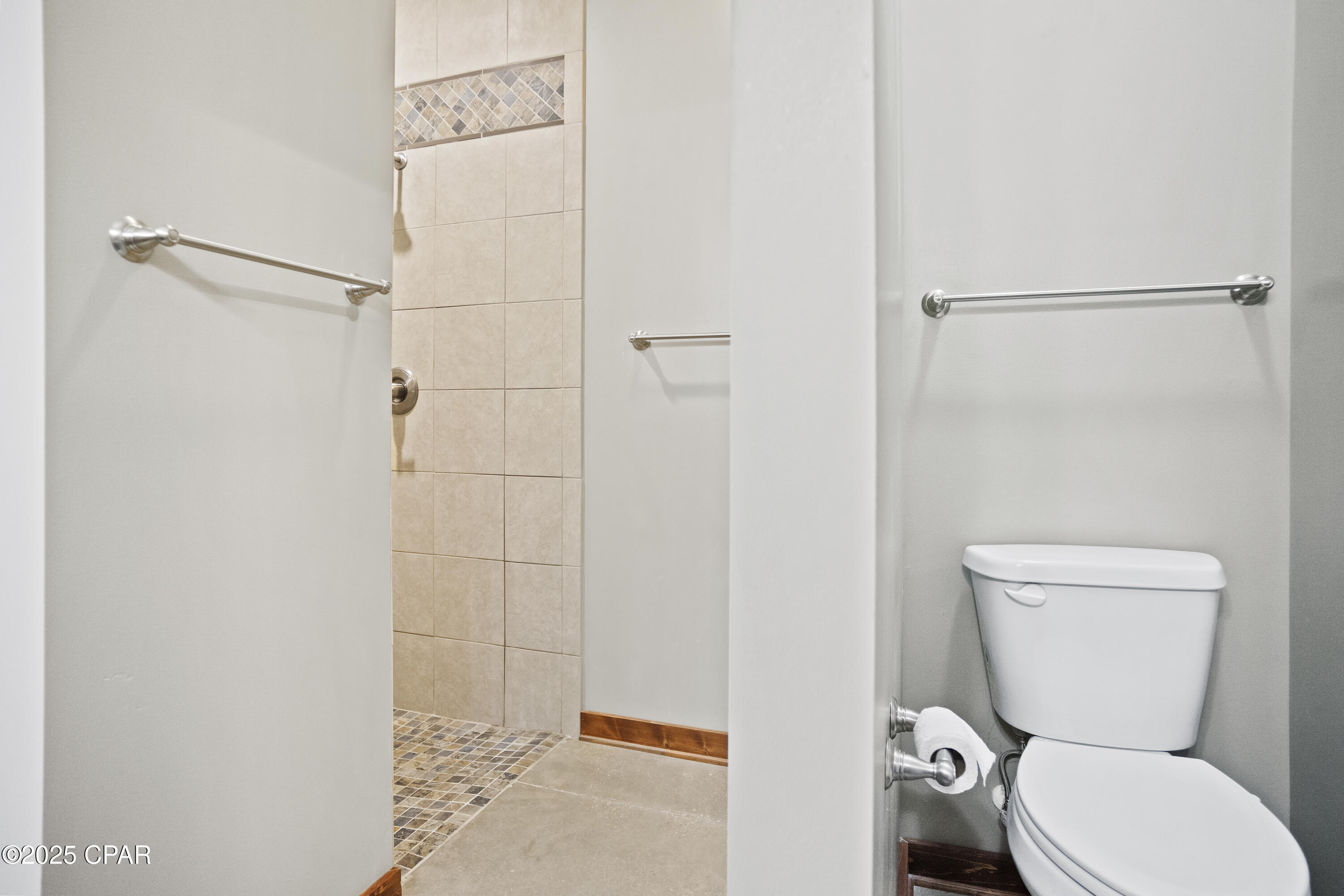 5eiqkenzmc38aoclcnlb 3d8yqipaxuvdktfzh86t4a