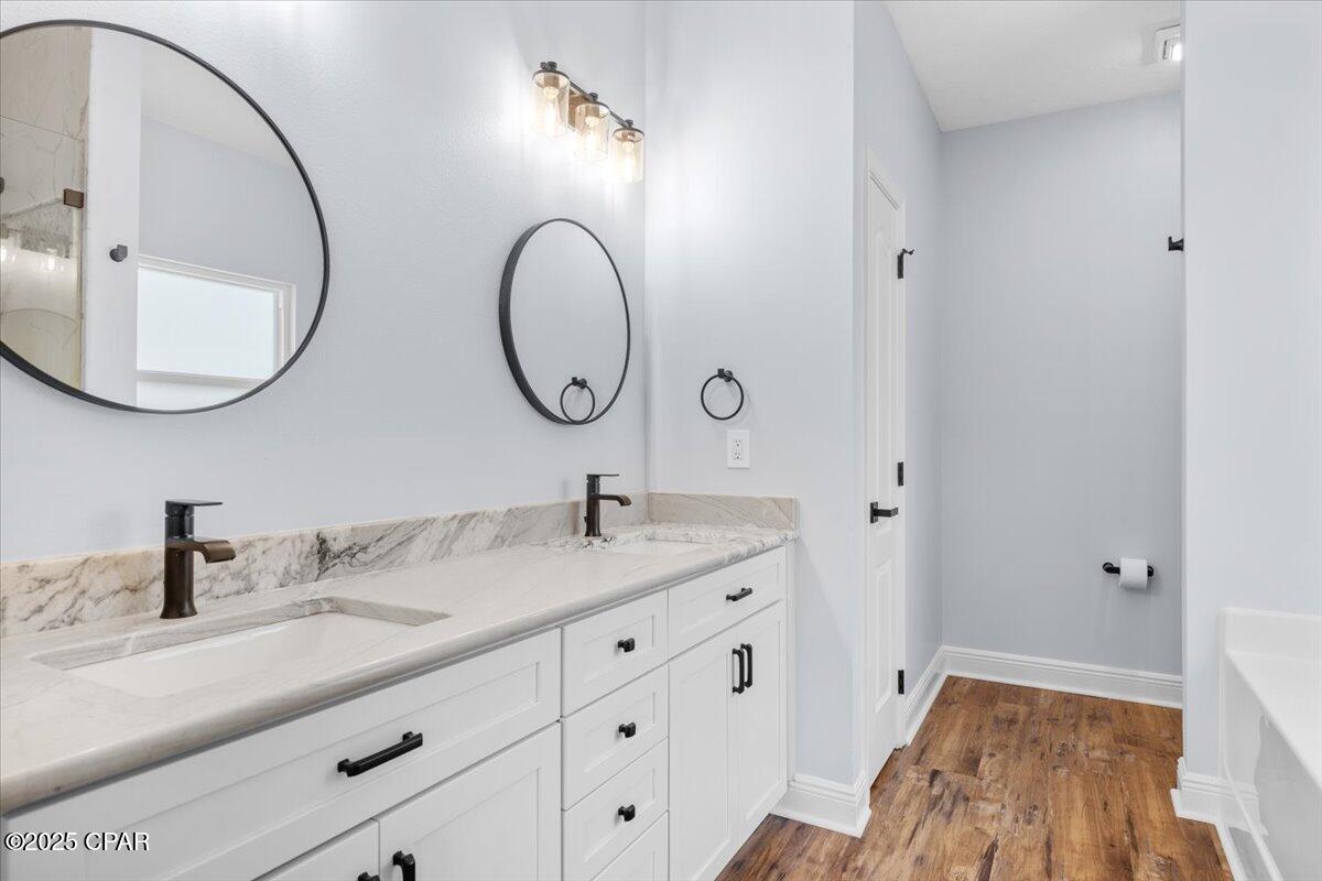 Image 33 For 212 Turtle Cove