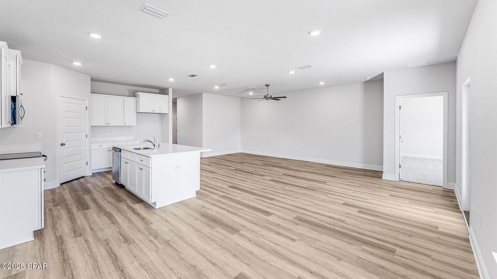 Q7jt0145fcytnevdez5qv3zag8eymnxhf2z9br0kixu