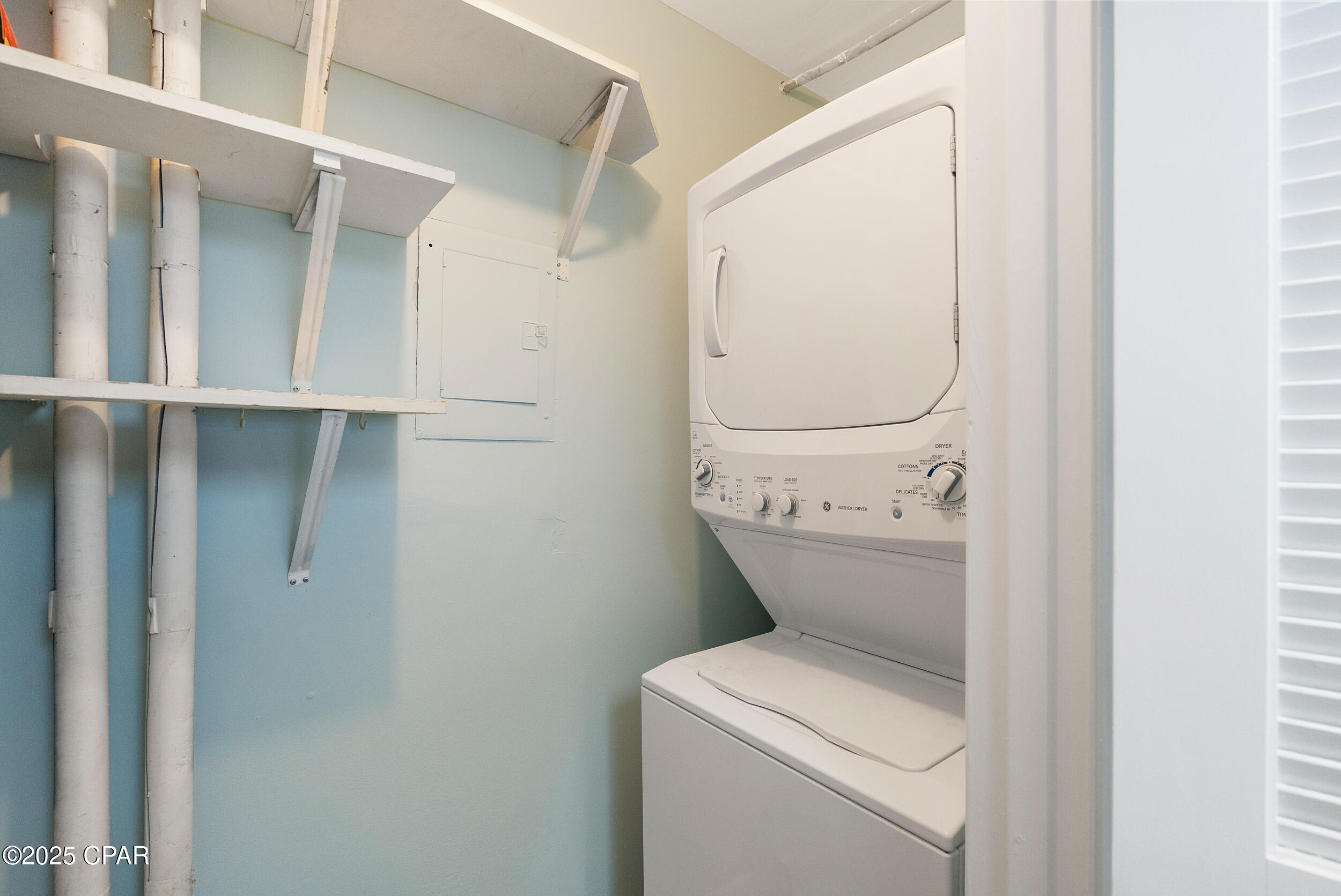 9f4sqpirshat0fdqgyoo7p69n5kksbyqqw_qiirussm