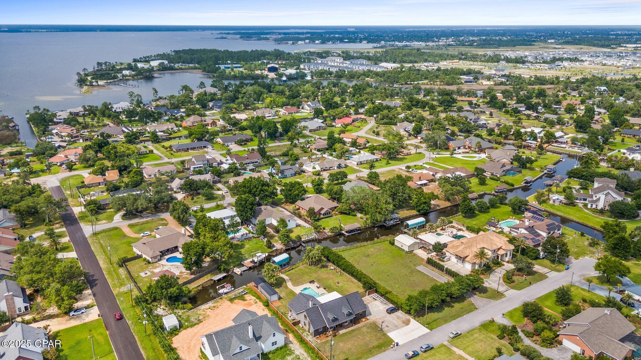 0zihjg7stgp Zb5dlrm5v3ah20fiqc79gge3_yagsvg