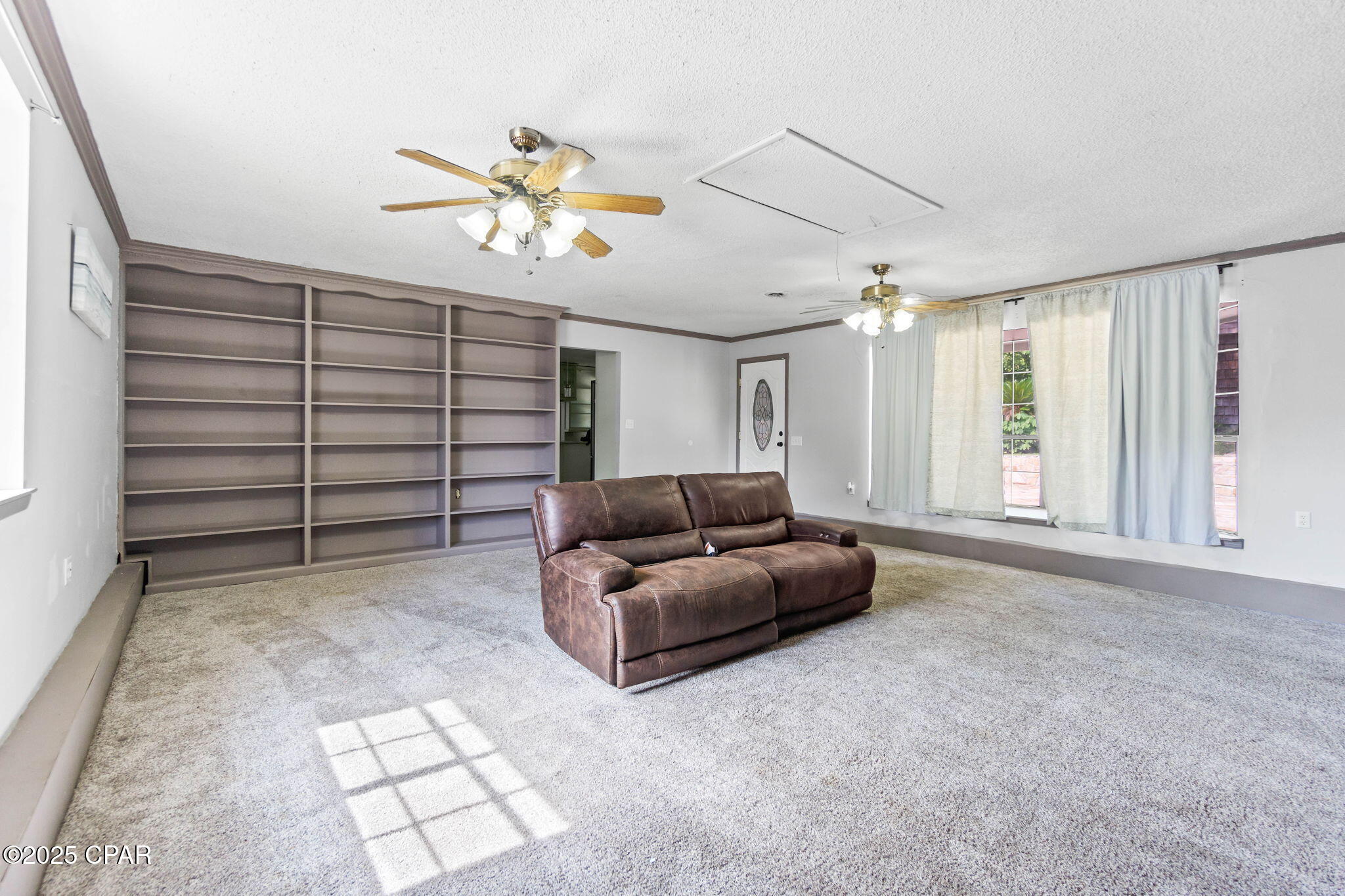 Image 4 For 2973 Caledonia Street