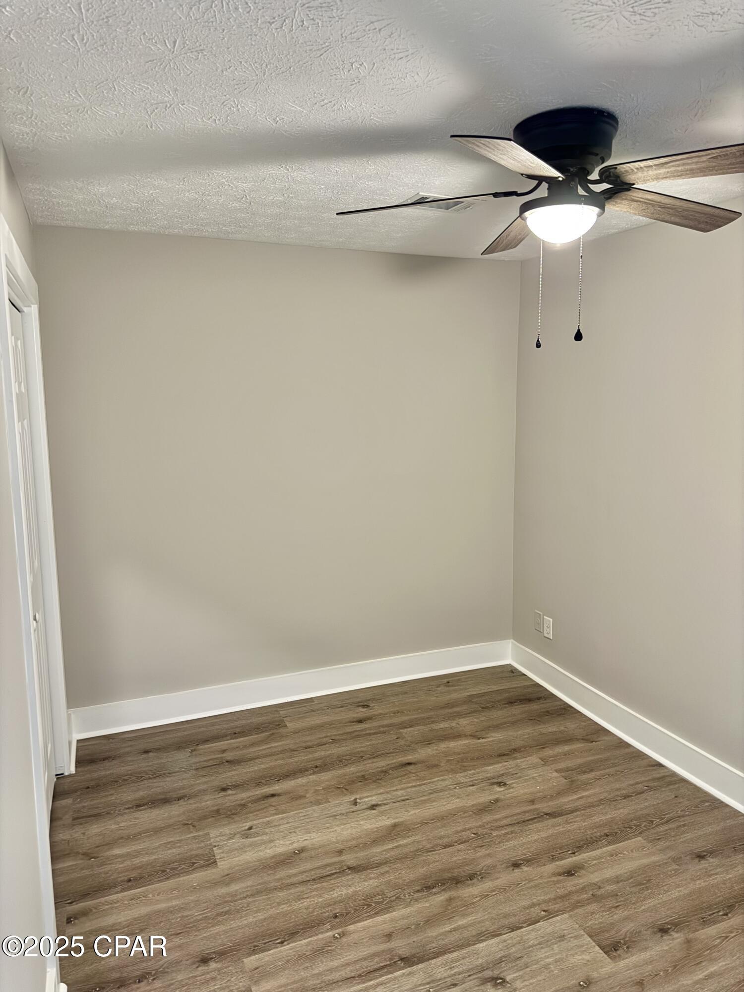 Image 15 For 6459 Oakshore Drive