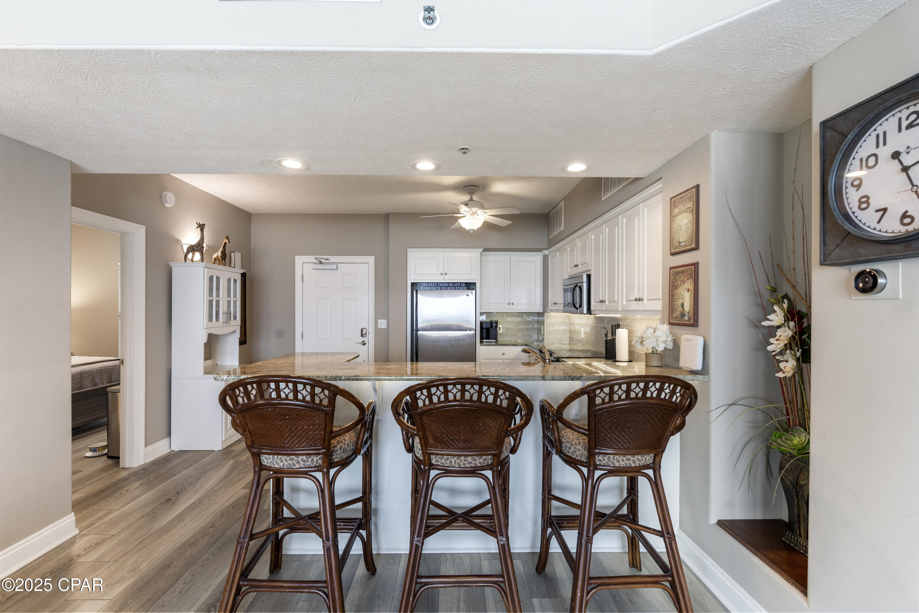 Image 20 For 8715 Surf Drive 302