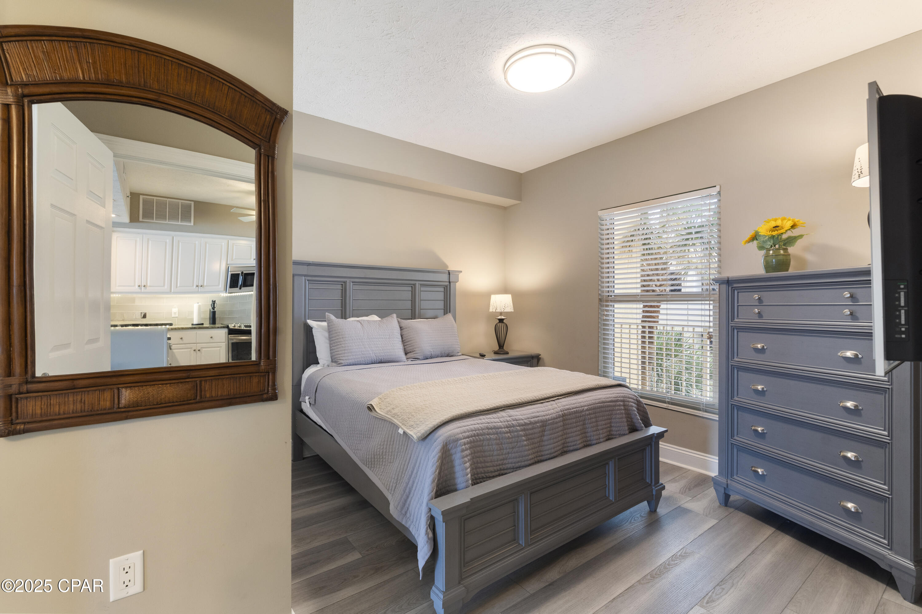 Image 32 For 8715 Surf Drive 302