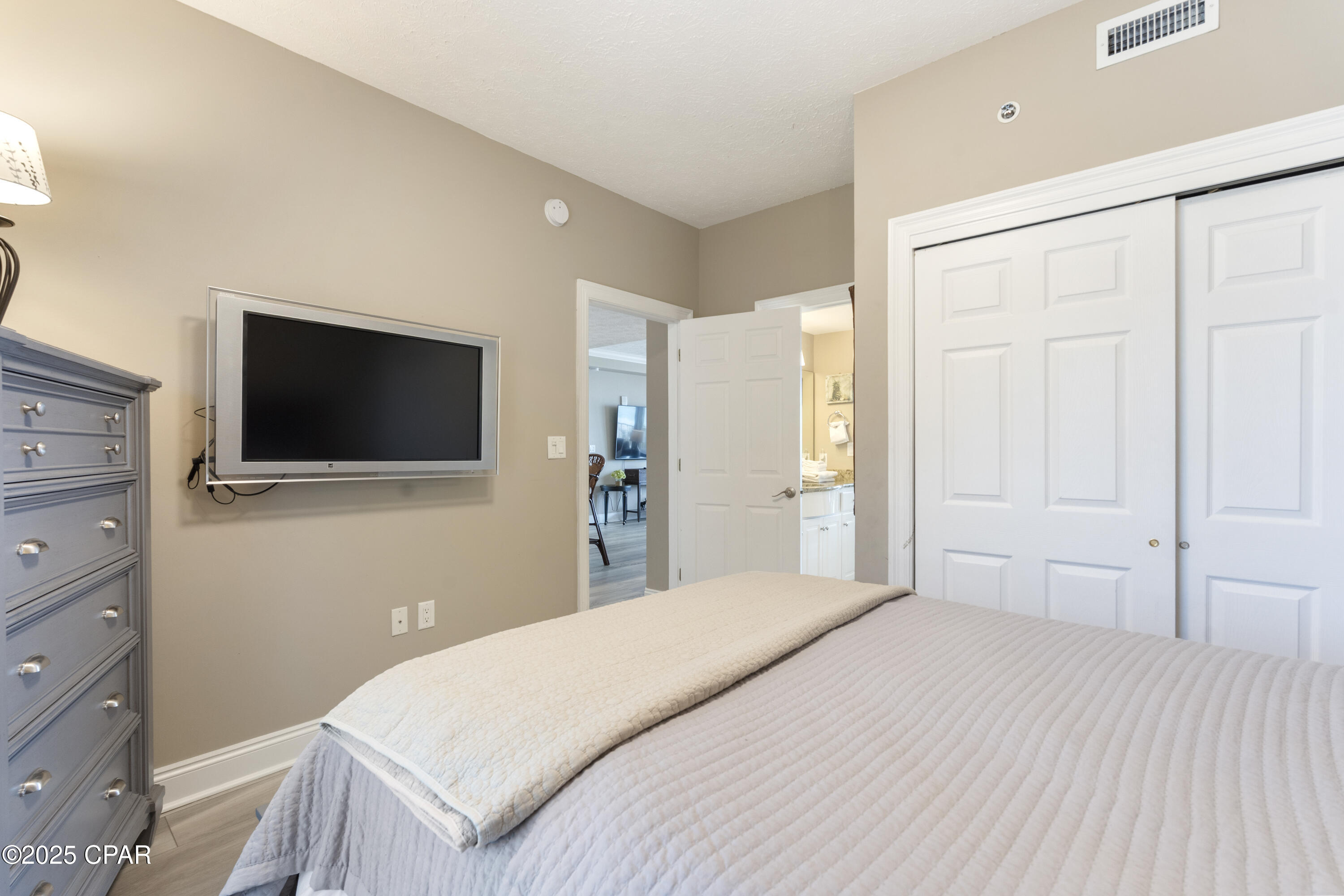 Image 34 For 8715 Surf Drive 302