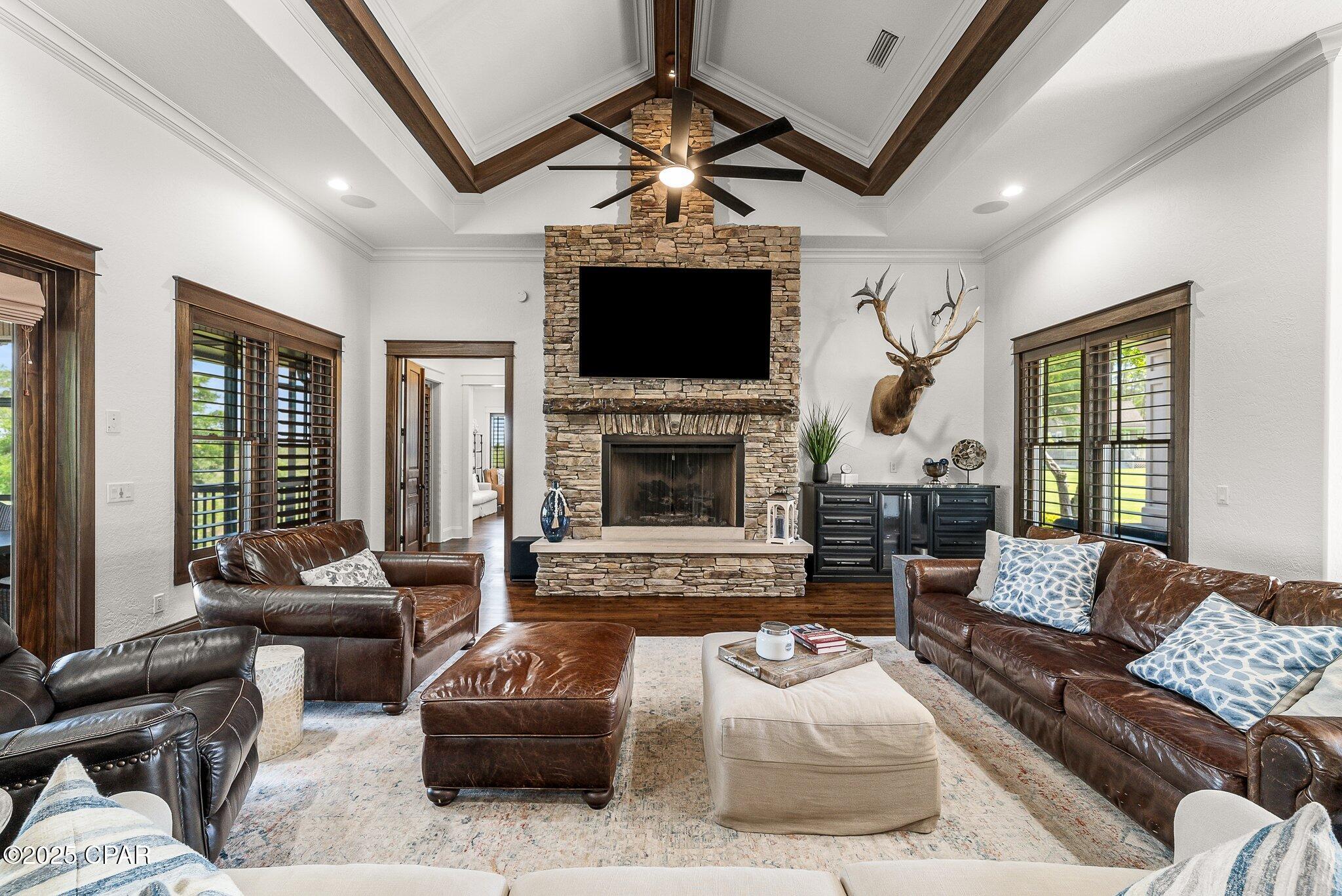 Listing photo id 11 for 2601 Highway 20