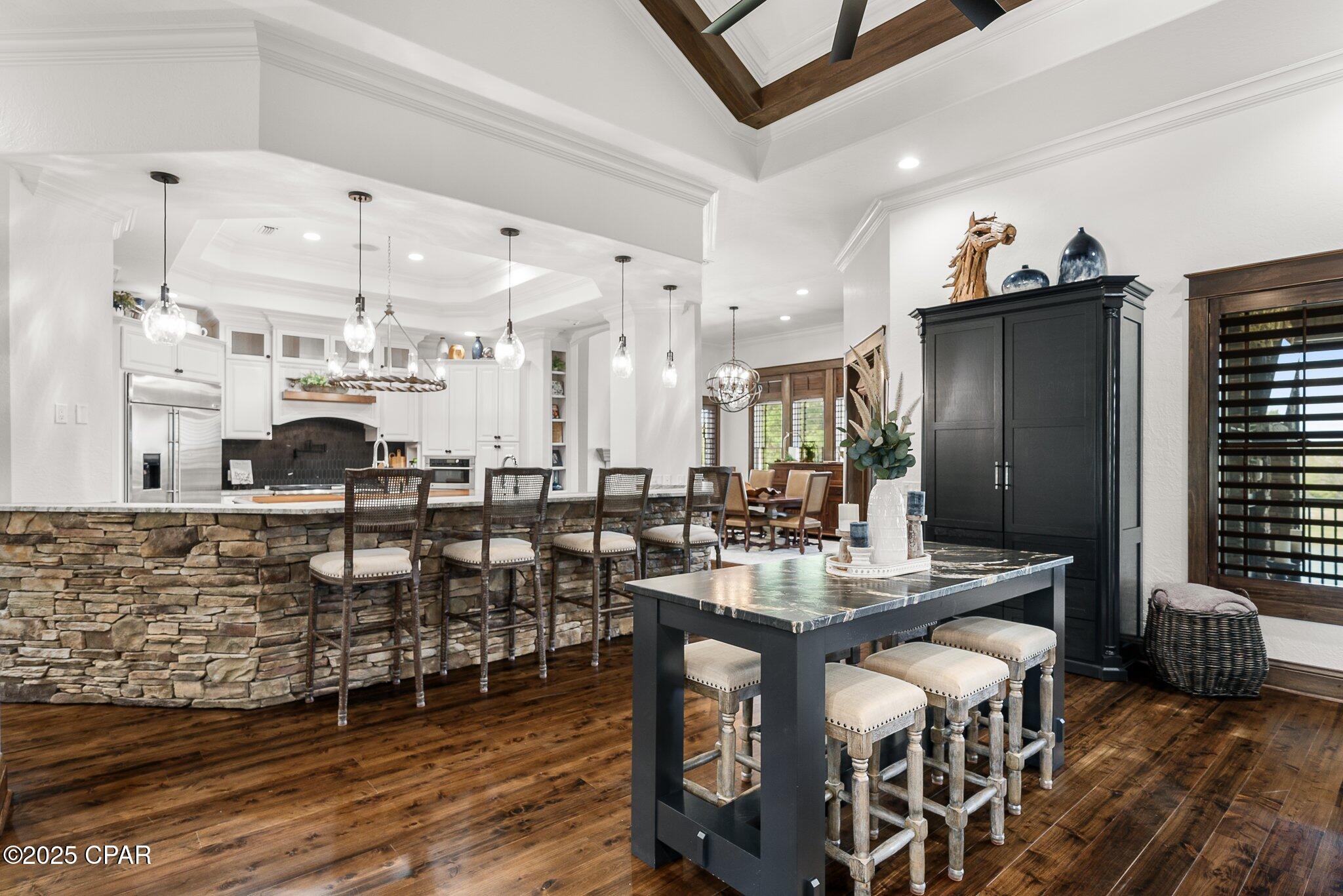 Listing photo id 14 for 2601 Highway 20