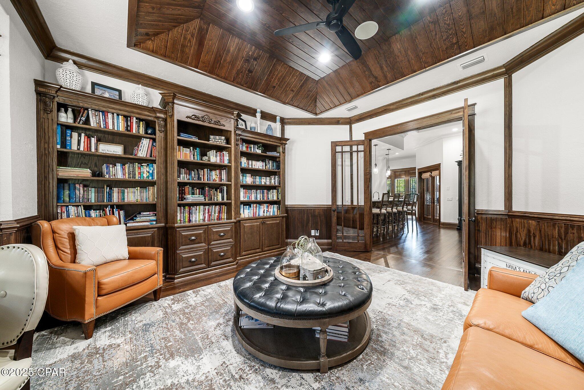 Listing photo id 16 for 2601 Highway 20