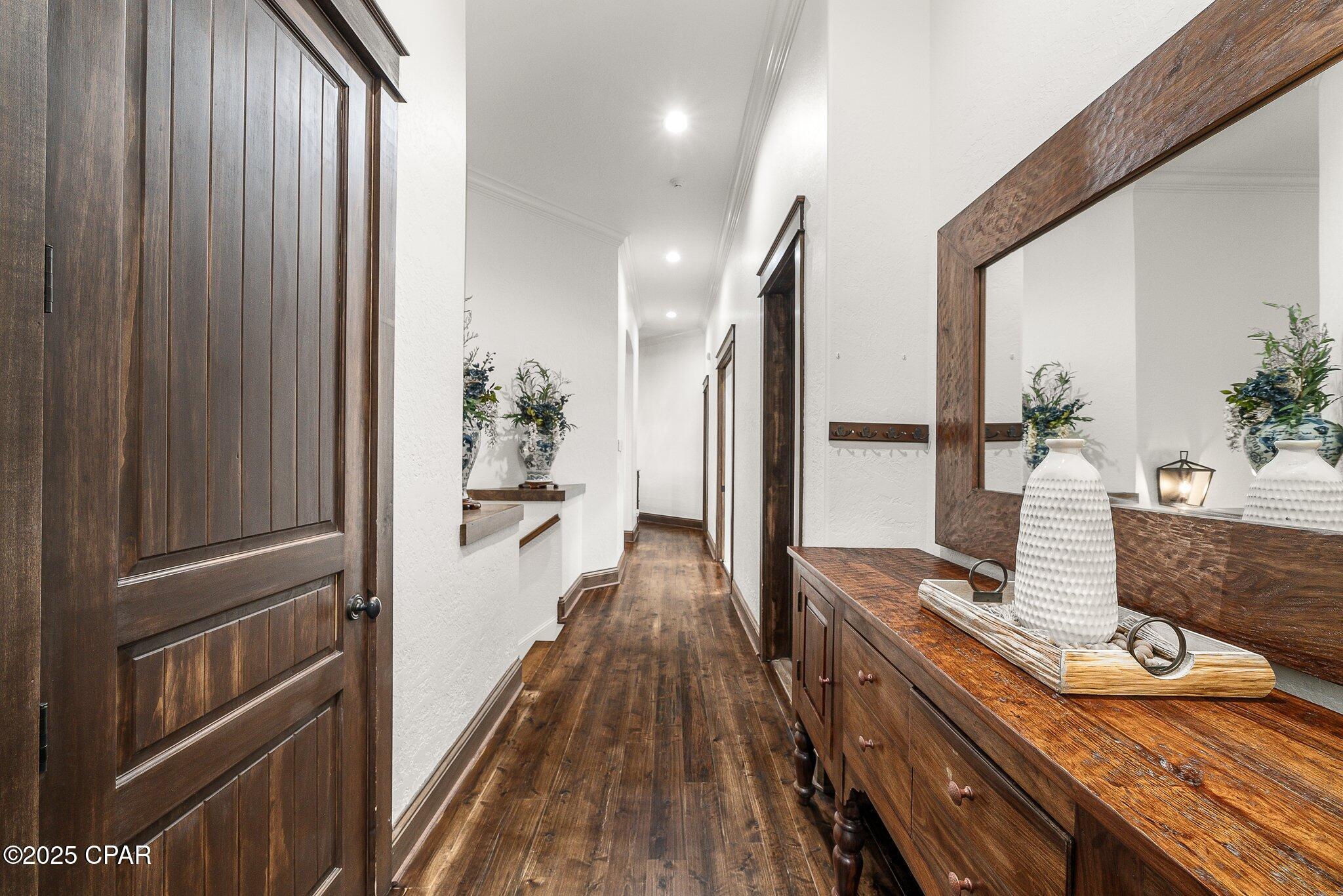 Listing photo id 44 for 2601 Highway 20