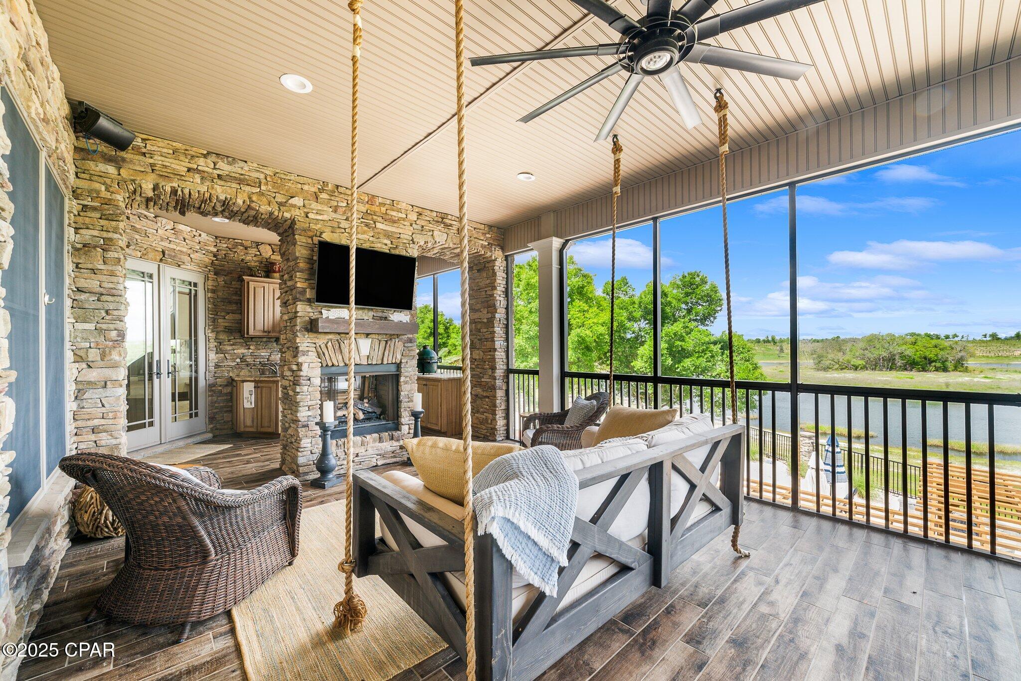 Listing photo id 46 for 2601 Highway 20