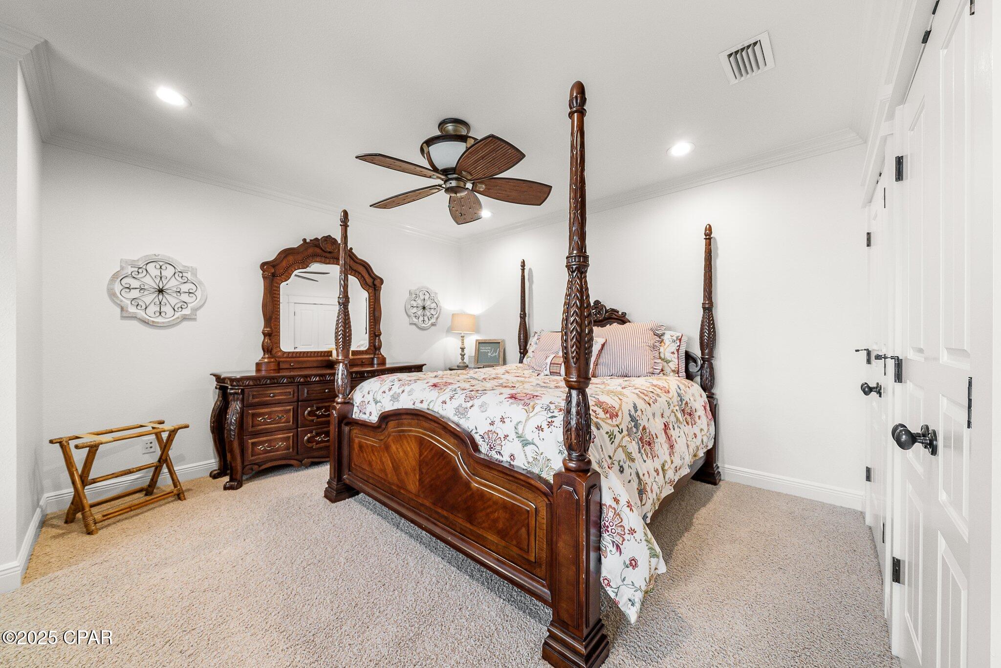 Listing photo id 62 for 2601 Highway 20