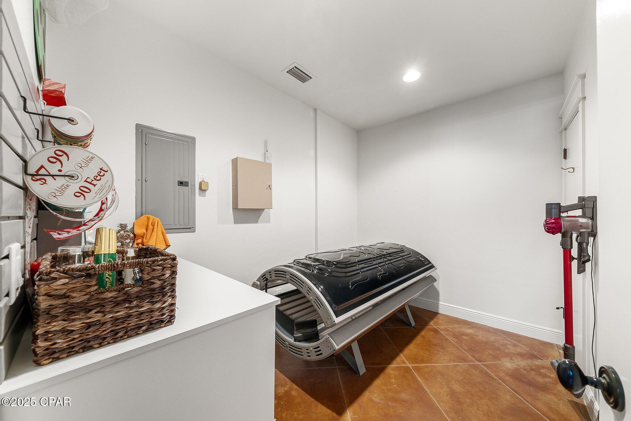 Listing photo id 73 for 2601 Highway 20