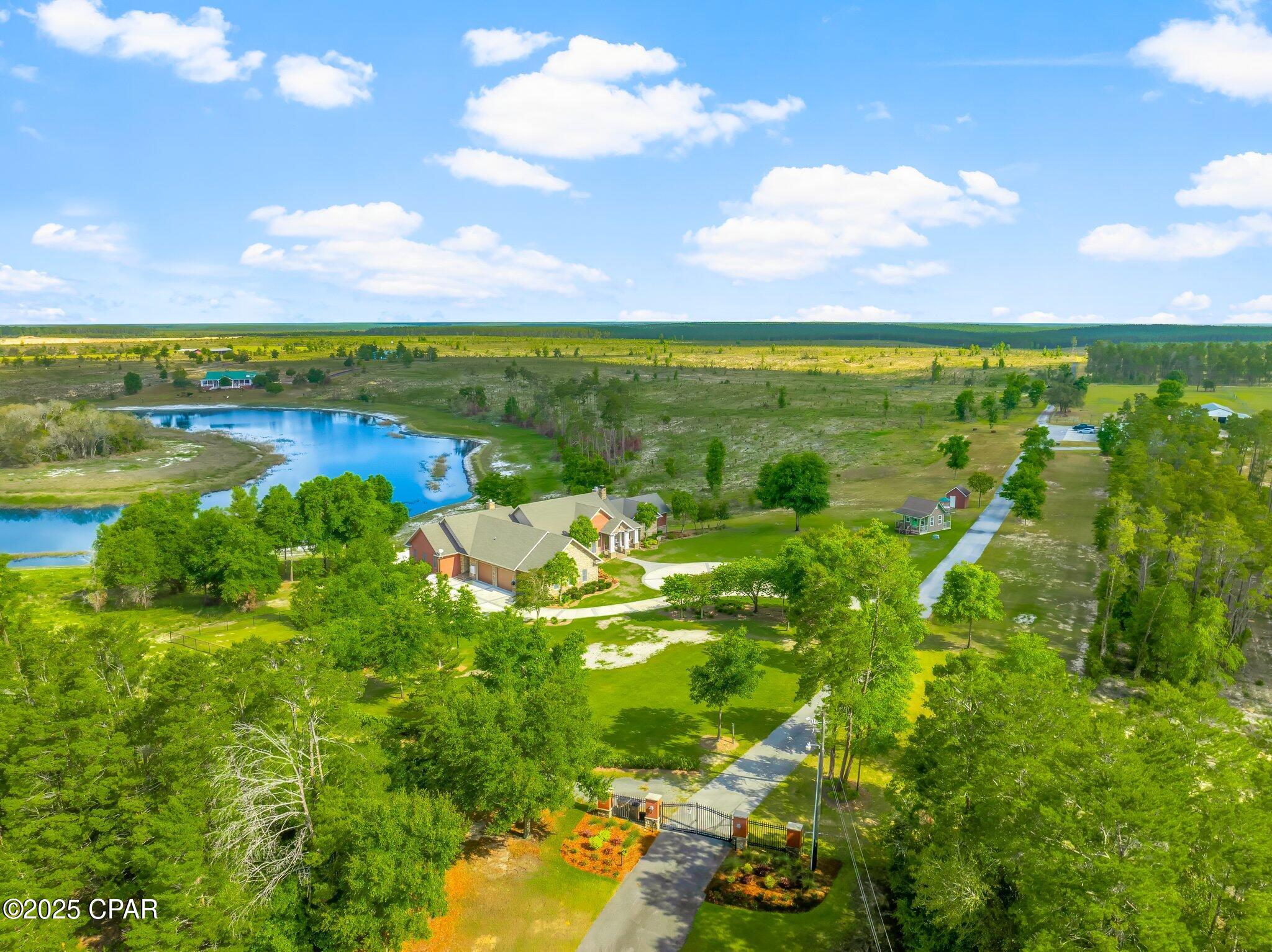 Listing photo id 95 for 2601 Highway 20