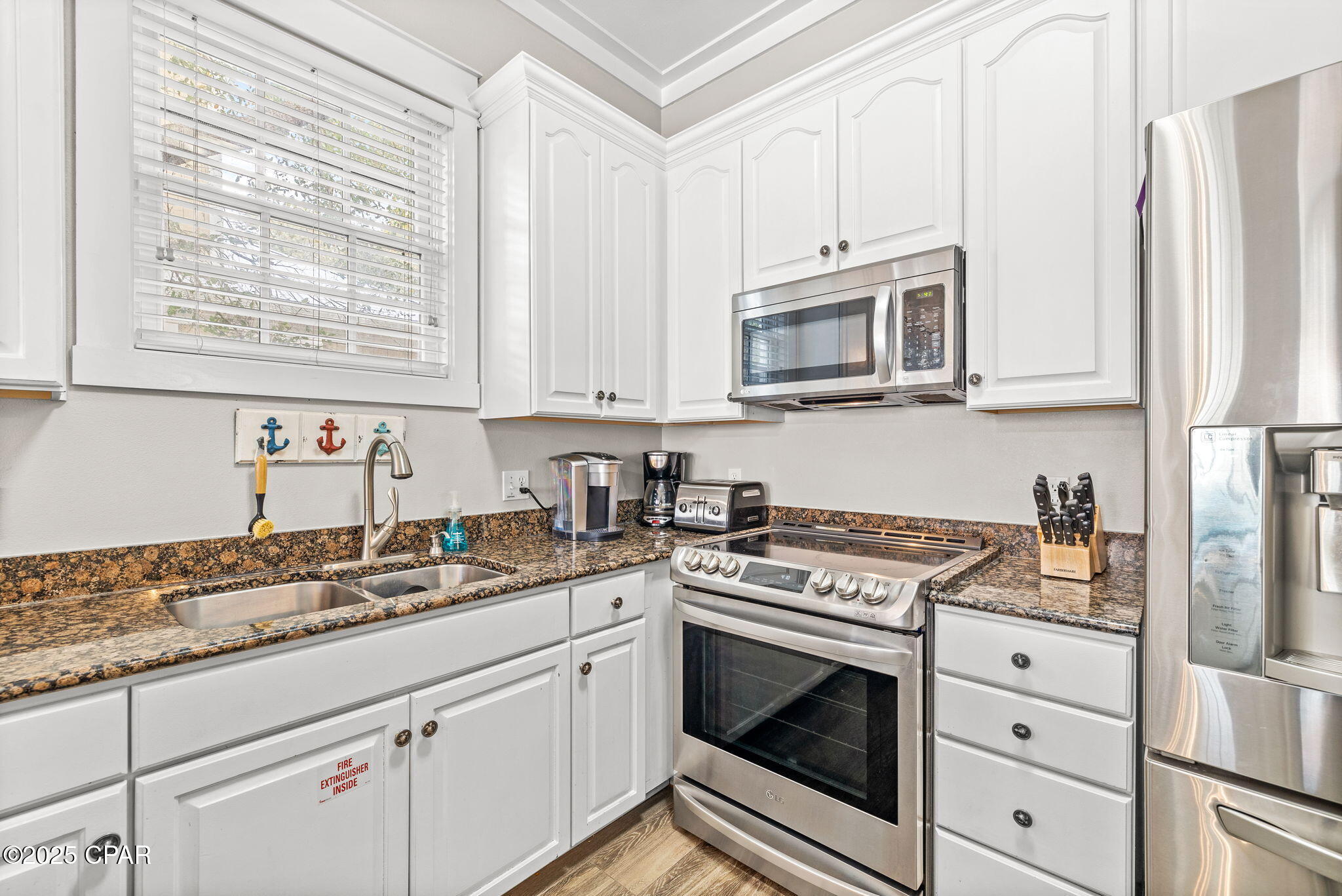 Mltvehmyrq Tun43y4qjpwcfuiyfn5d73te6_6vvssa