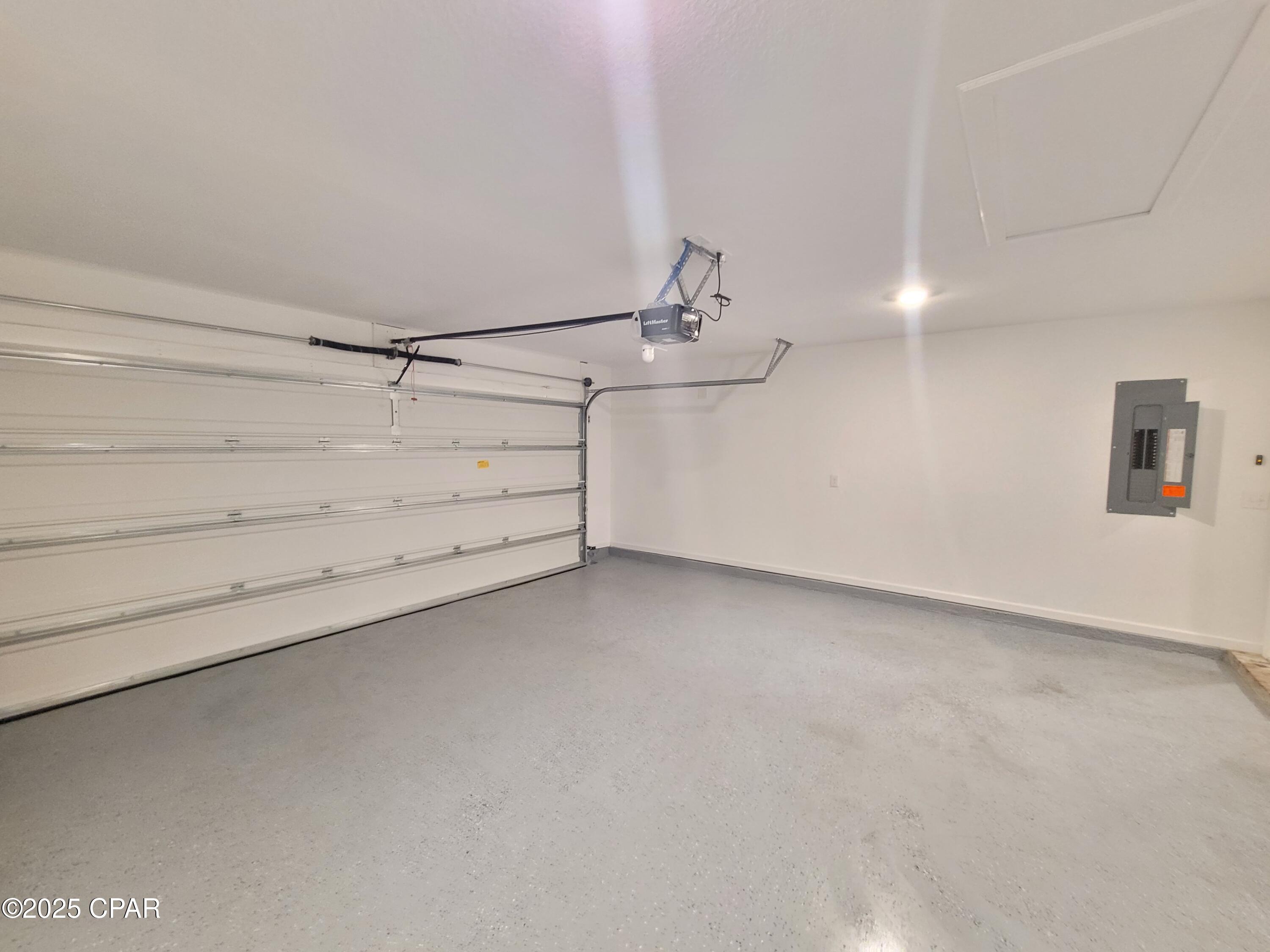 _llrcliqnp3vjqpbhi3ur_st3n7xyivmquntx9okyxi