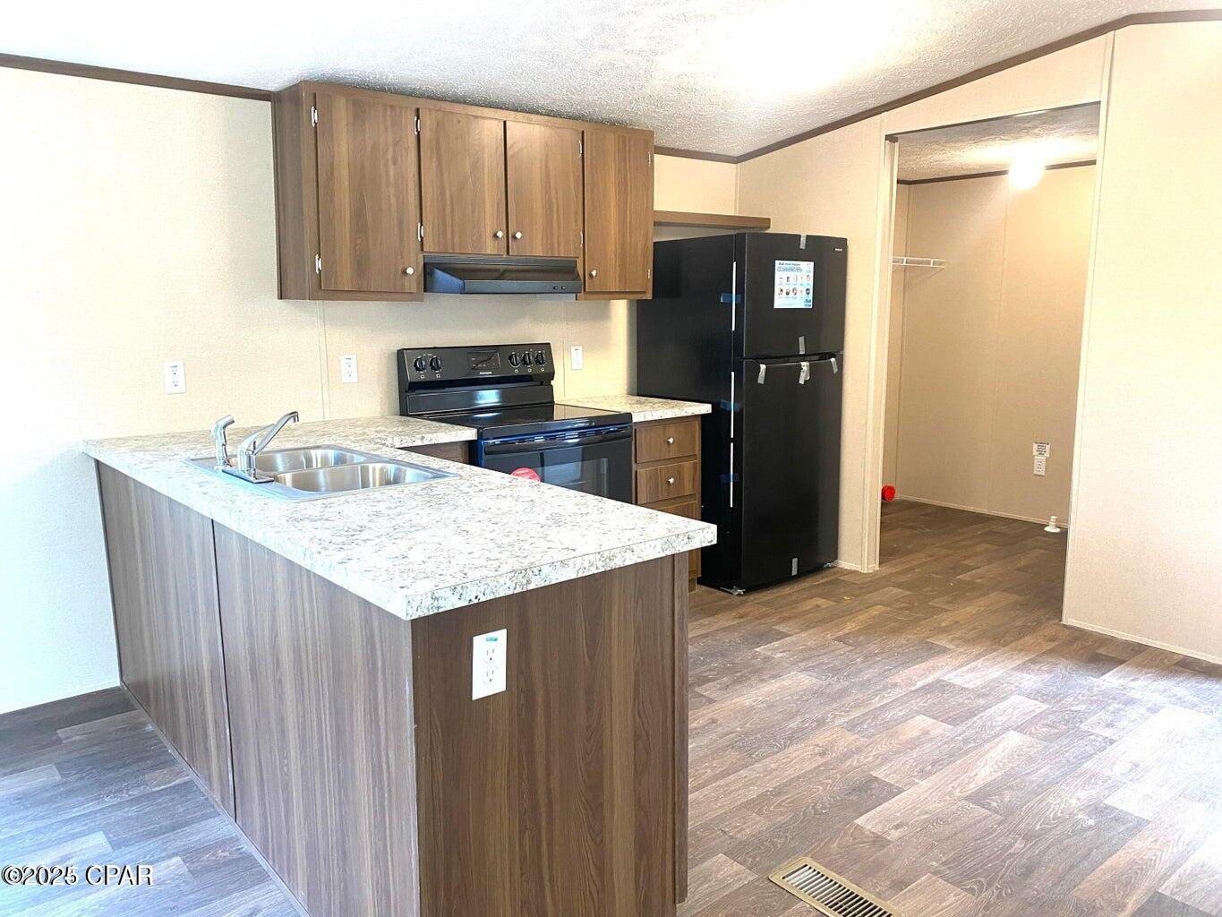 Aj8gngkyt91llxytcgvarxqoj3occxpmfjc11pphk1q