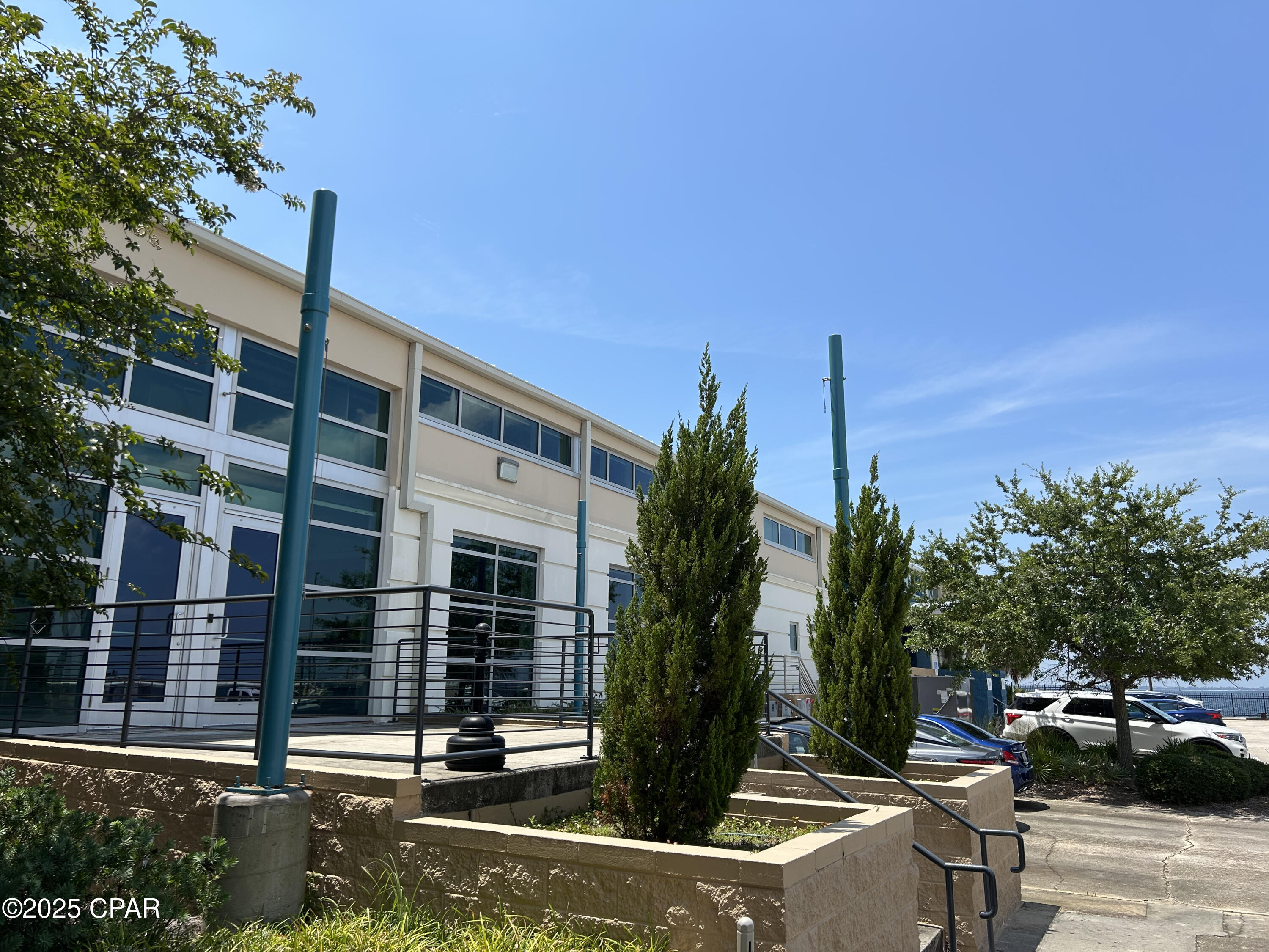 Ouw Ndnsqo_sgs22akhmcgk06_lwdztbm9svf0oppgm