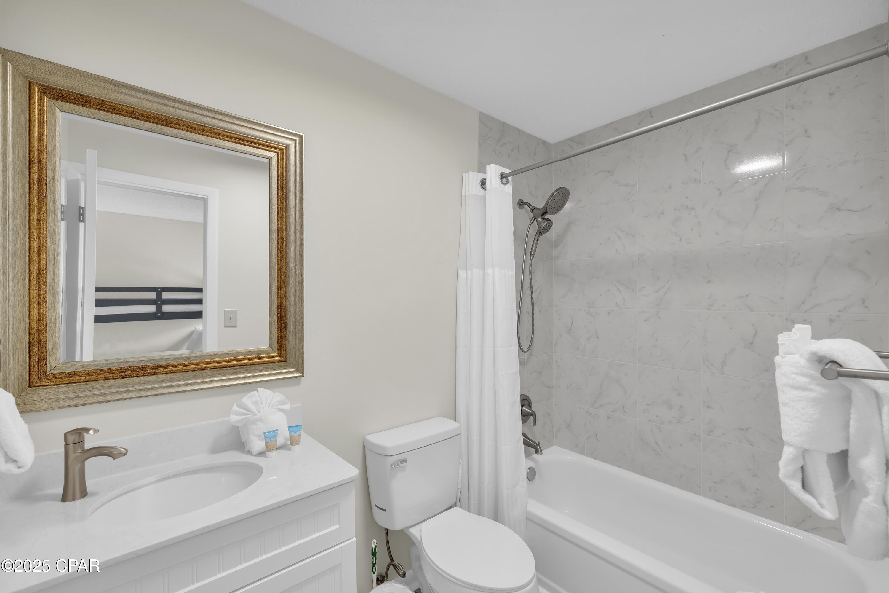 Hieusykwxgnnbi2wngkzuuh2ltqktb 7nrqdyz6b970