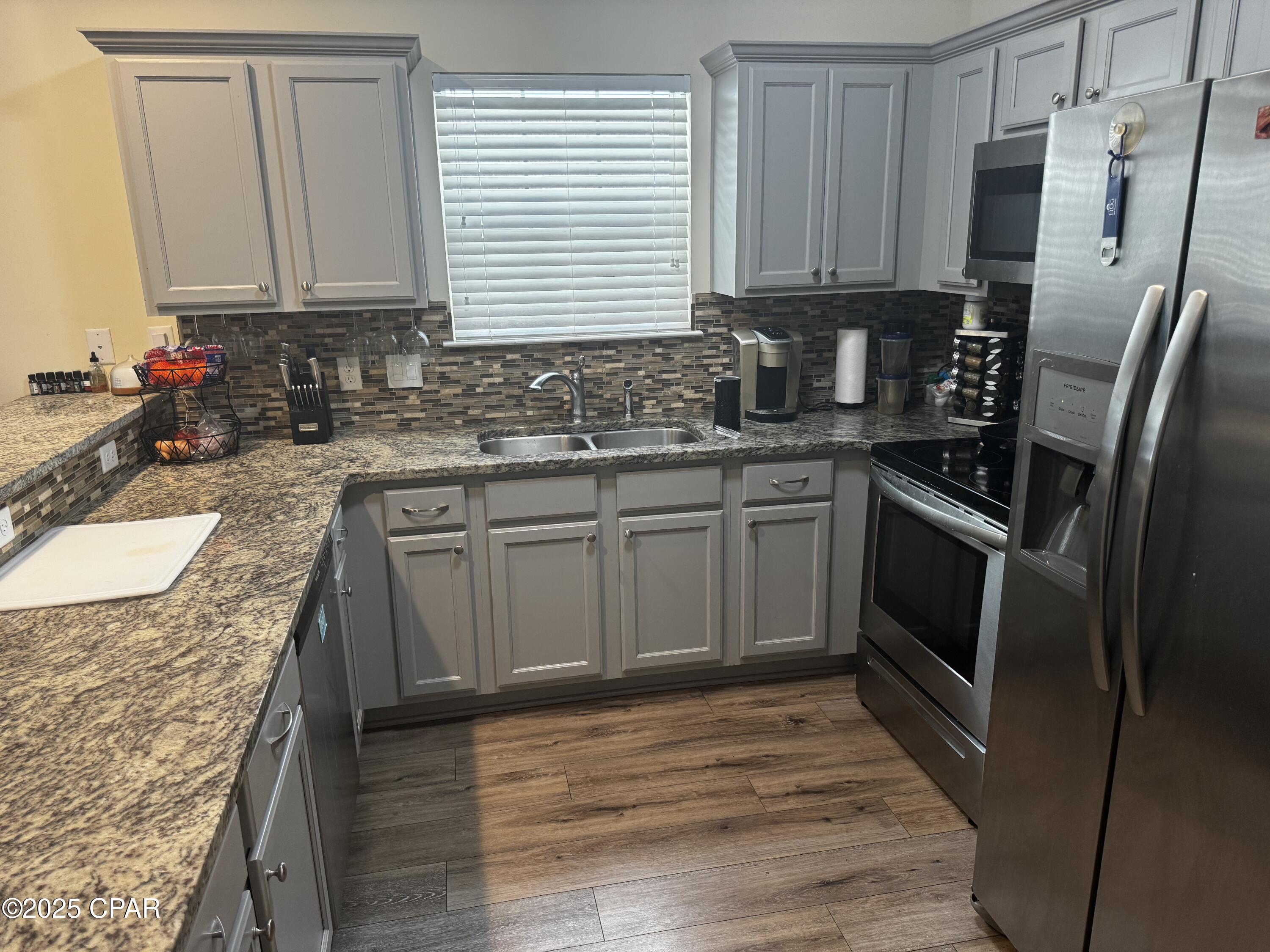 Dcl6gpuwrccmic50yucsy855saqcqpnsmut1nnhebjm