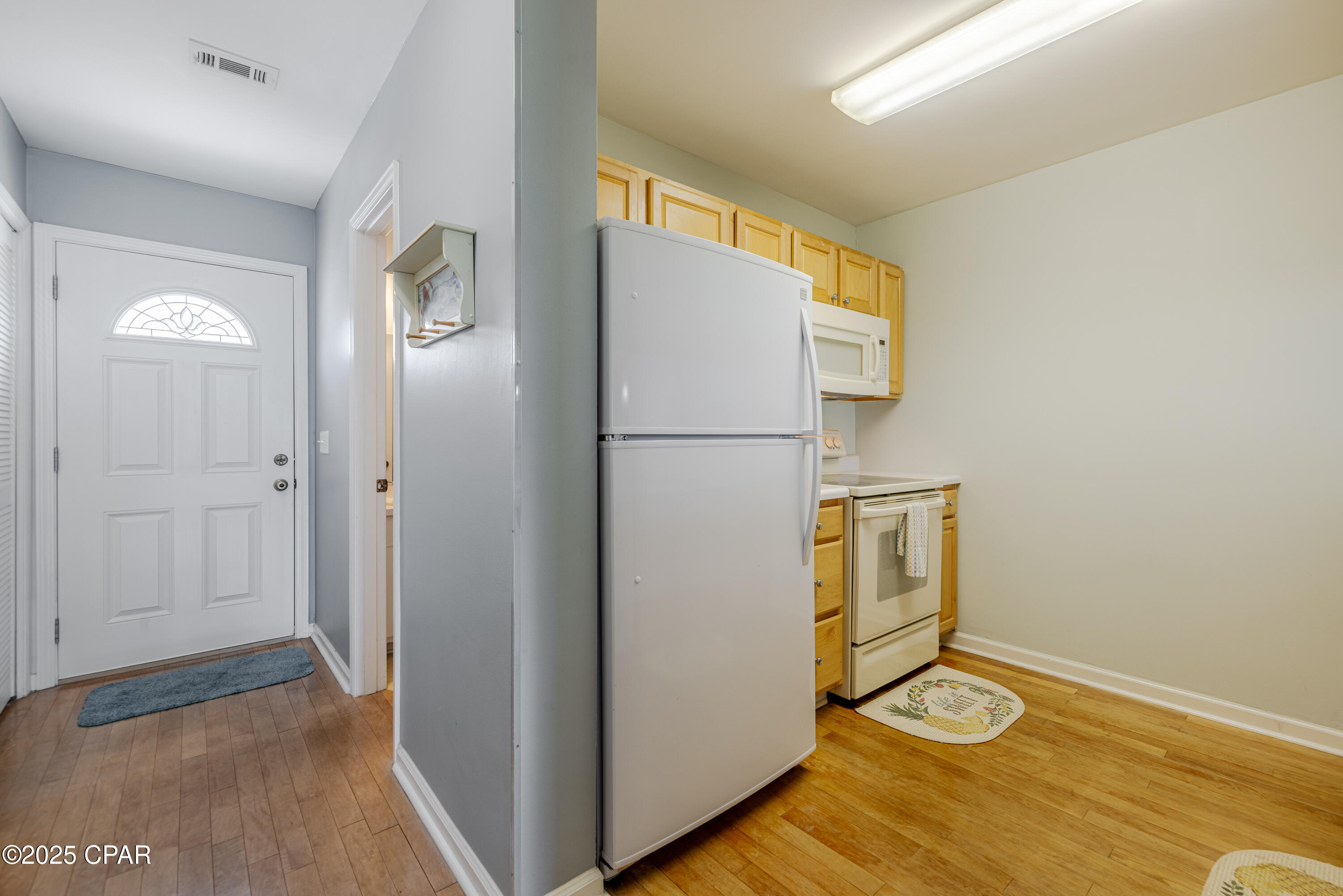 L2yt4ud Eyxgmpoaxkkxan_fi60ollxte7q3agper_4